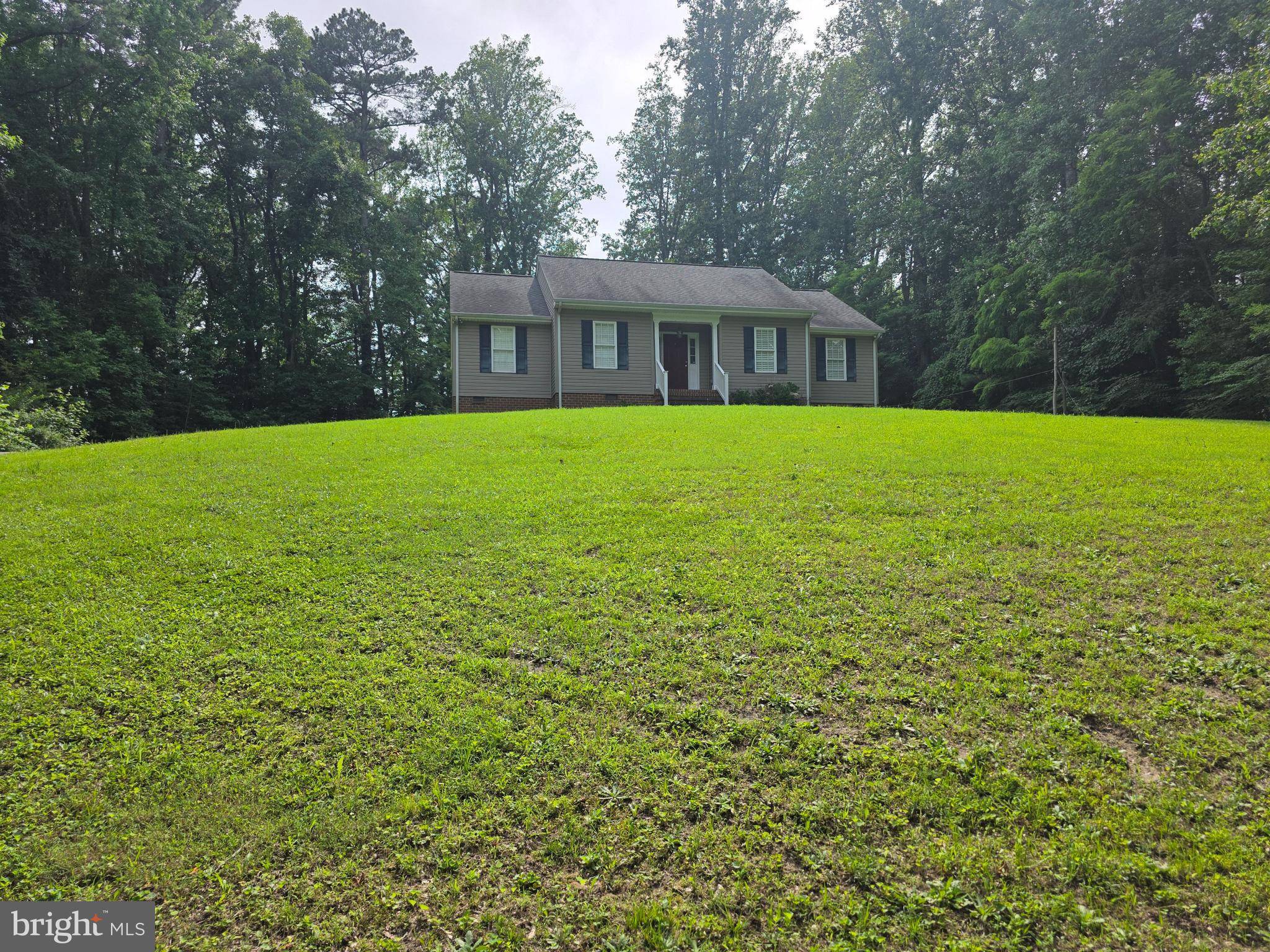 Tappahannock, VA 22560,416 BERRY HILL RD