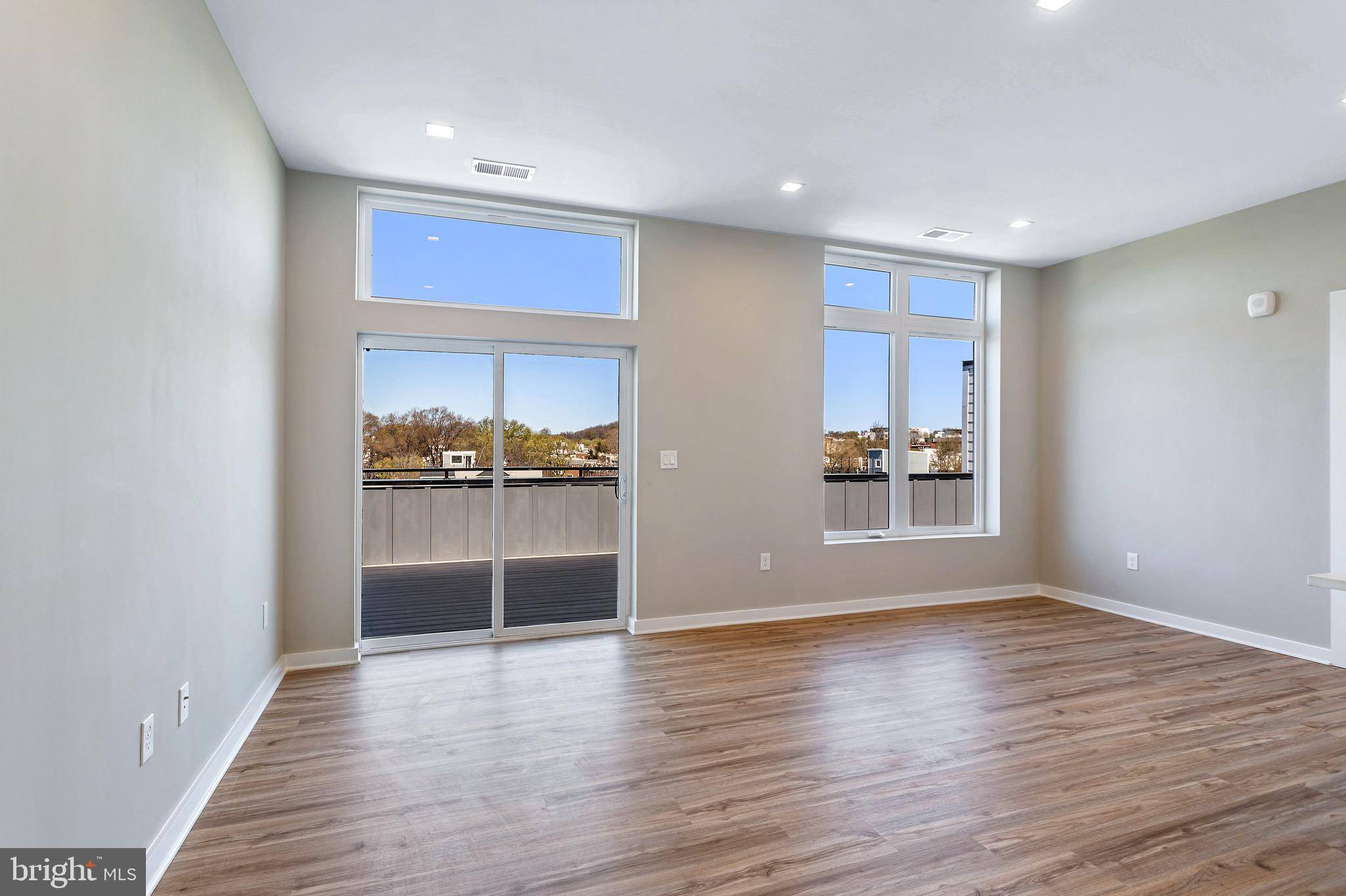 Washington, DC 20002,1358 FLORIDA AVE NE #PH-02