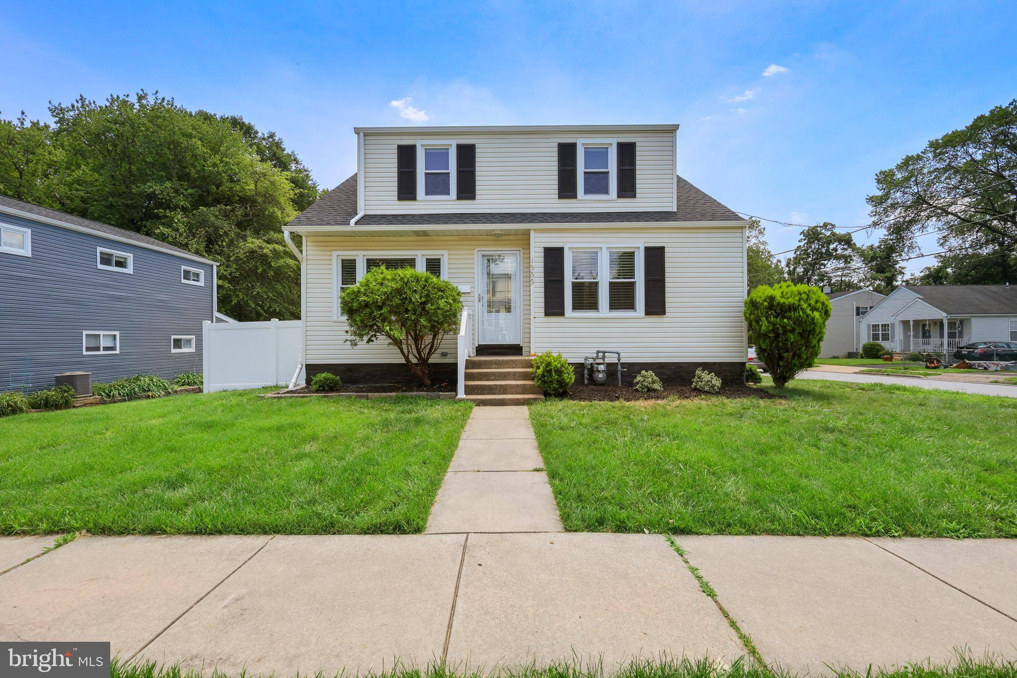 Abington, PA 19001,1555 LUKENS AVE