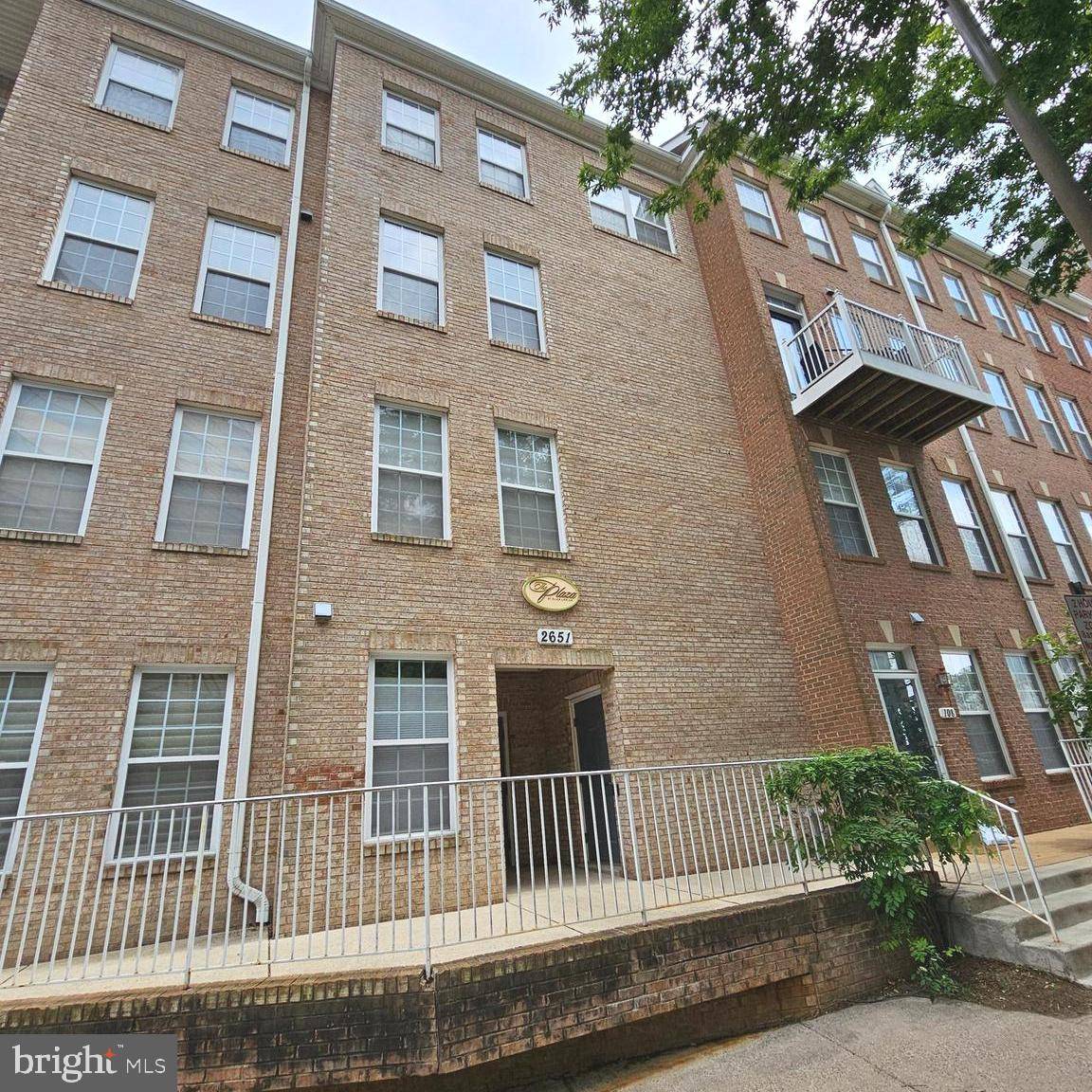 Vienna, VA 22180,2651 PARK TOWER DR #306