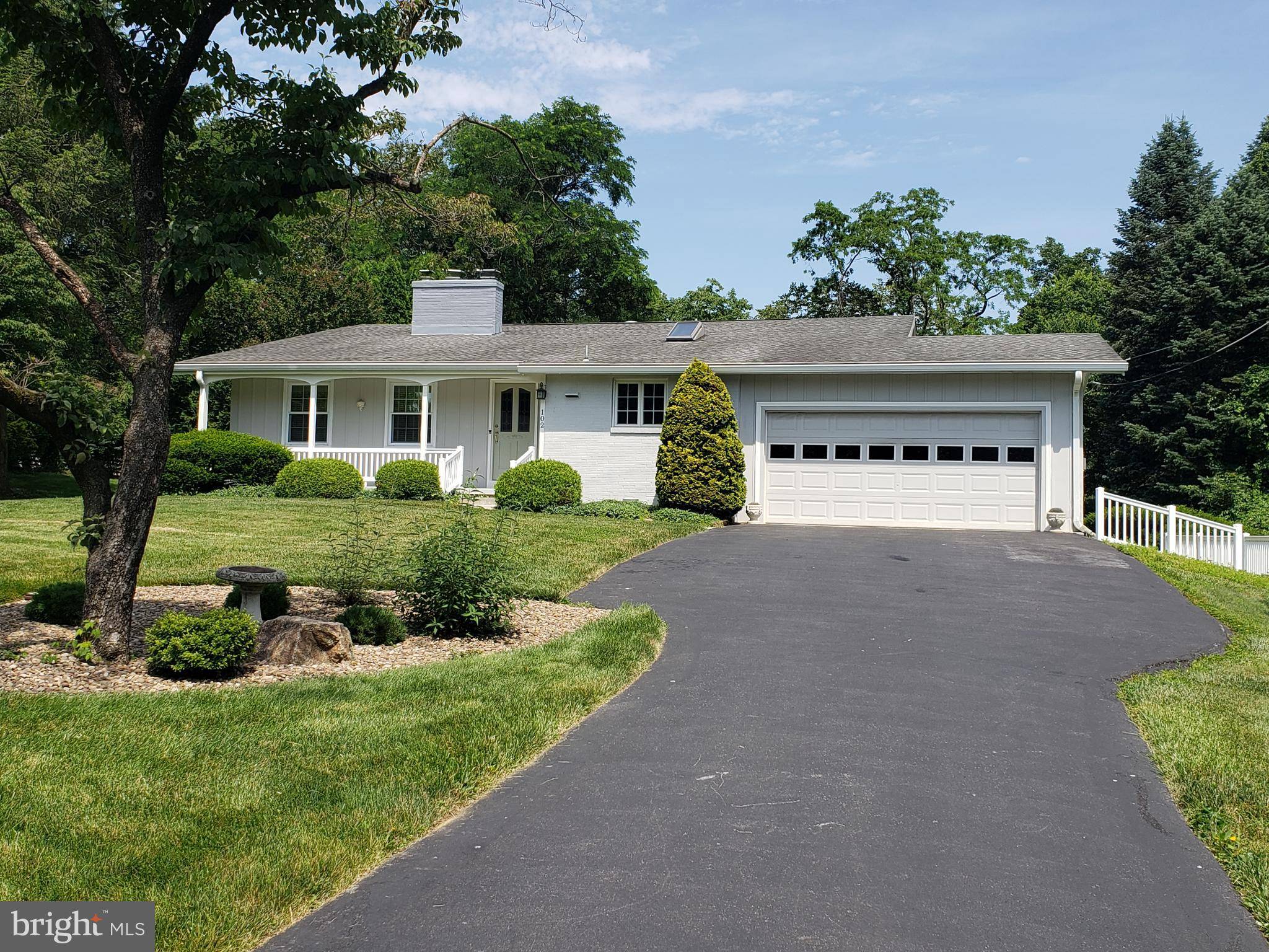 Camp Hill, PA 17011,102 OLD FORD DR