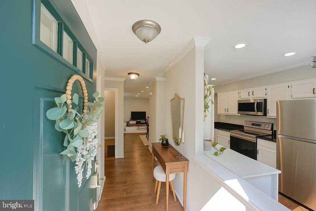 Sterling, VA 20165,5 MCCARTY CT