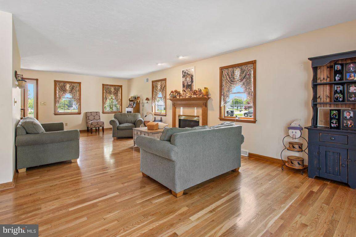 Hanover, PA 17331,148 S ALLWOOD DR