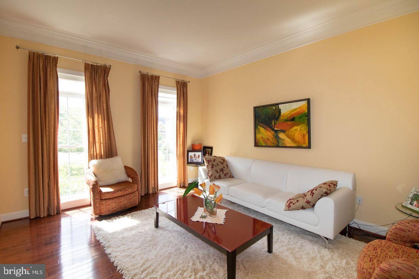 Ellicott City, MD 21043,5213 CARSON CT