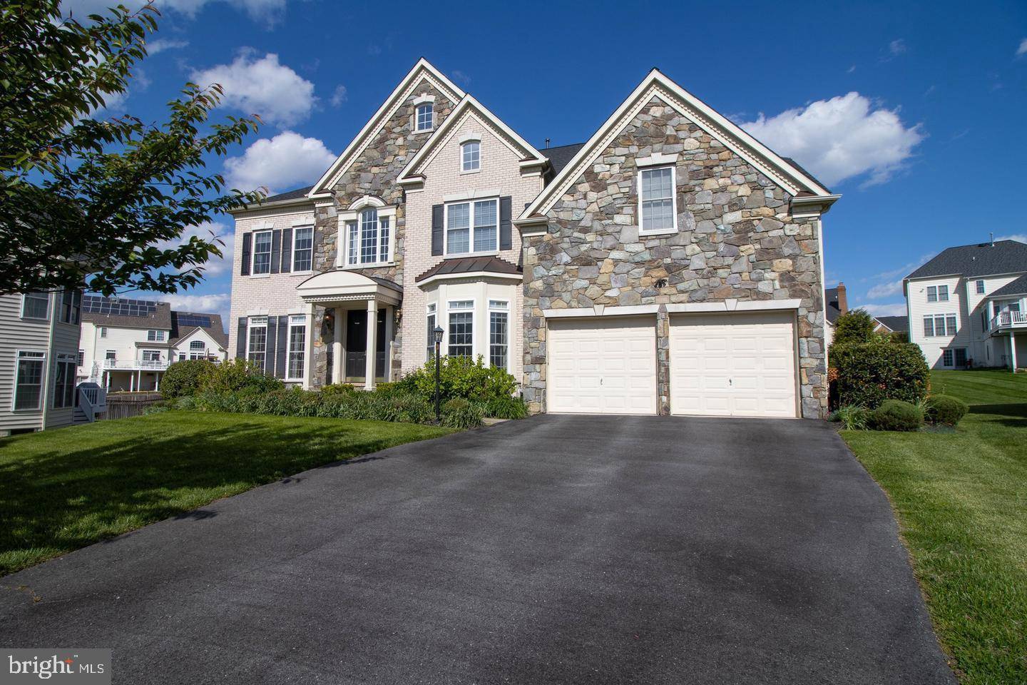 Ellicott City, MD 21043,5213 CARSON CT