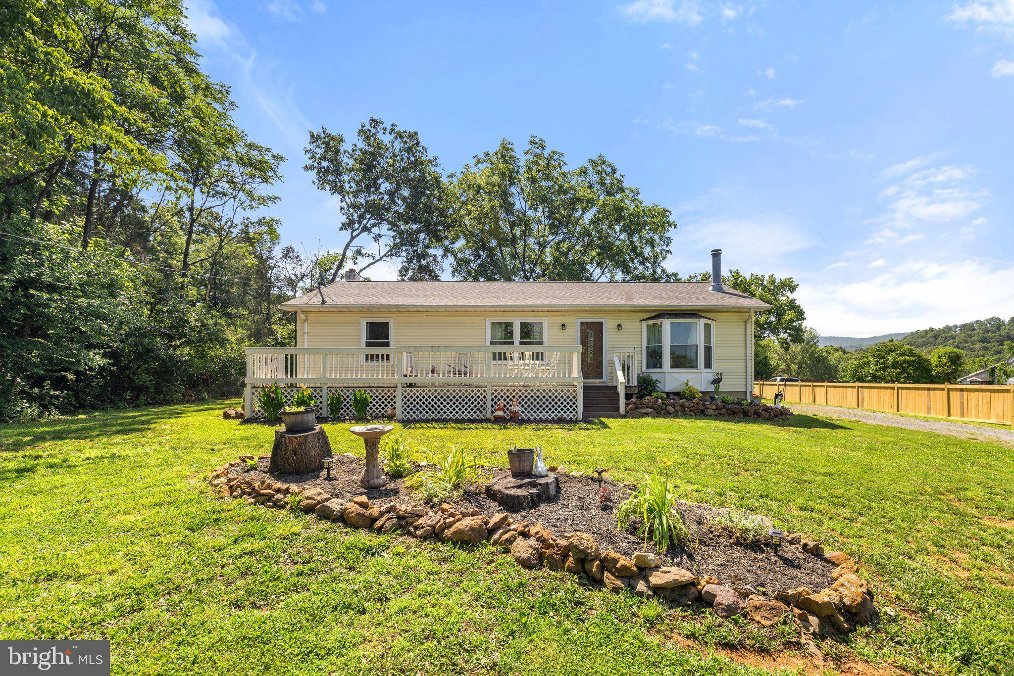 Front Royal, VA 22630,381 YOUNGS DR