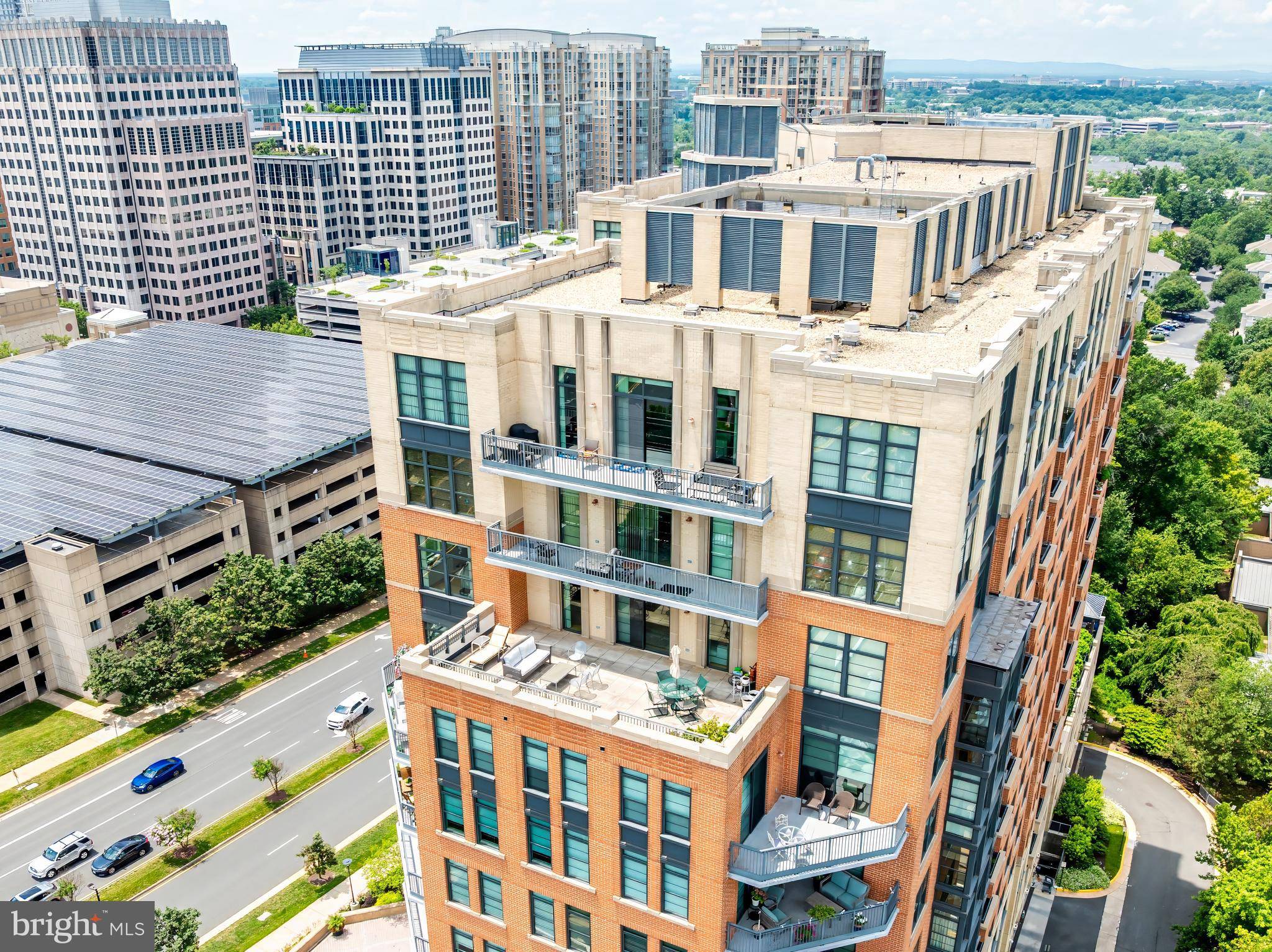 Reston, VA 20190,1830 FOUNTAIN DR #1305