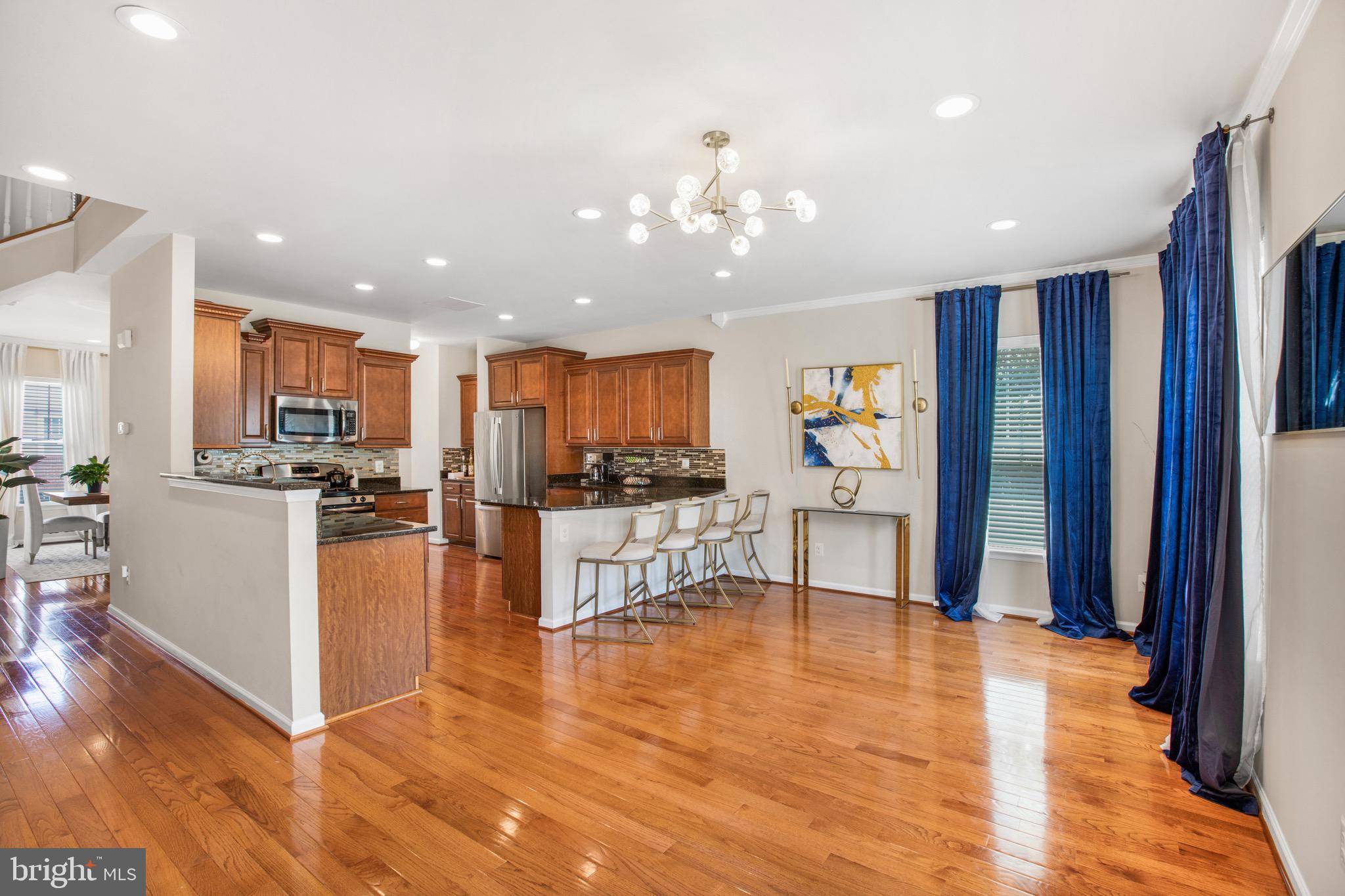 Chantilly, VA 20152,43481 HOPESTONE TER