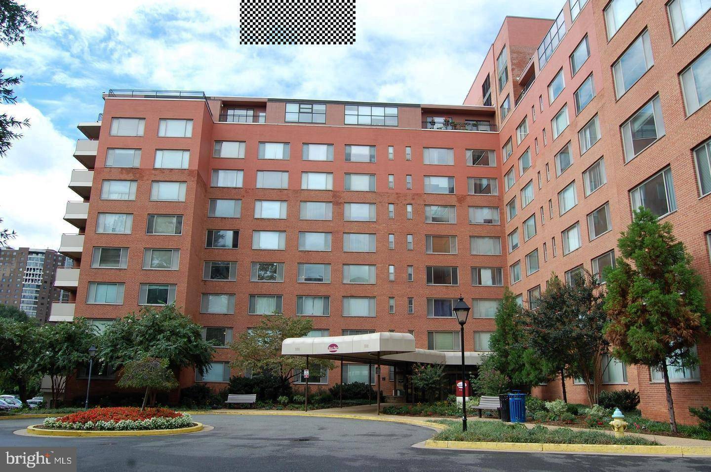 Arlington, VA 22209,1111 ARLINGTON BLVD #723