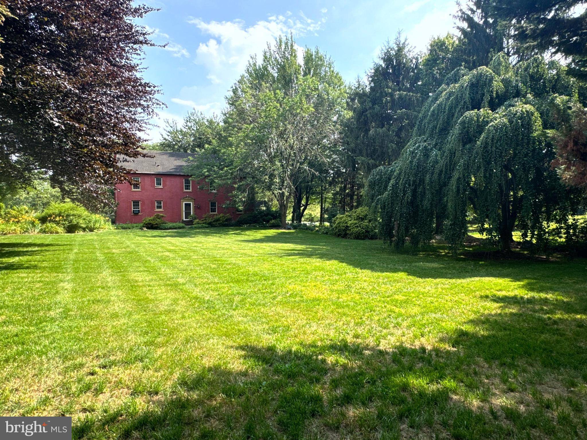 Lancaster, PA 17602,1890 MILLPORT RD