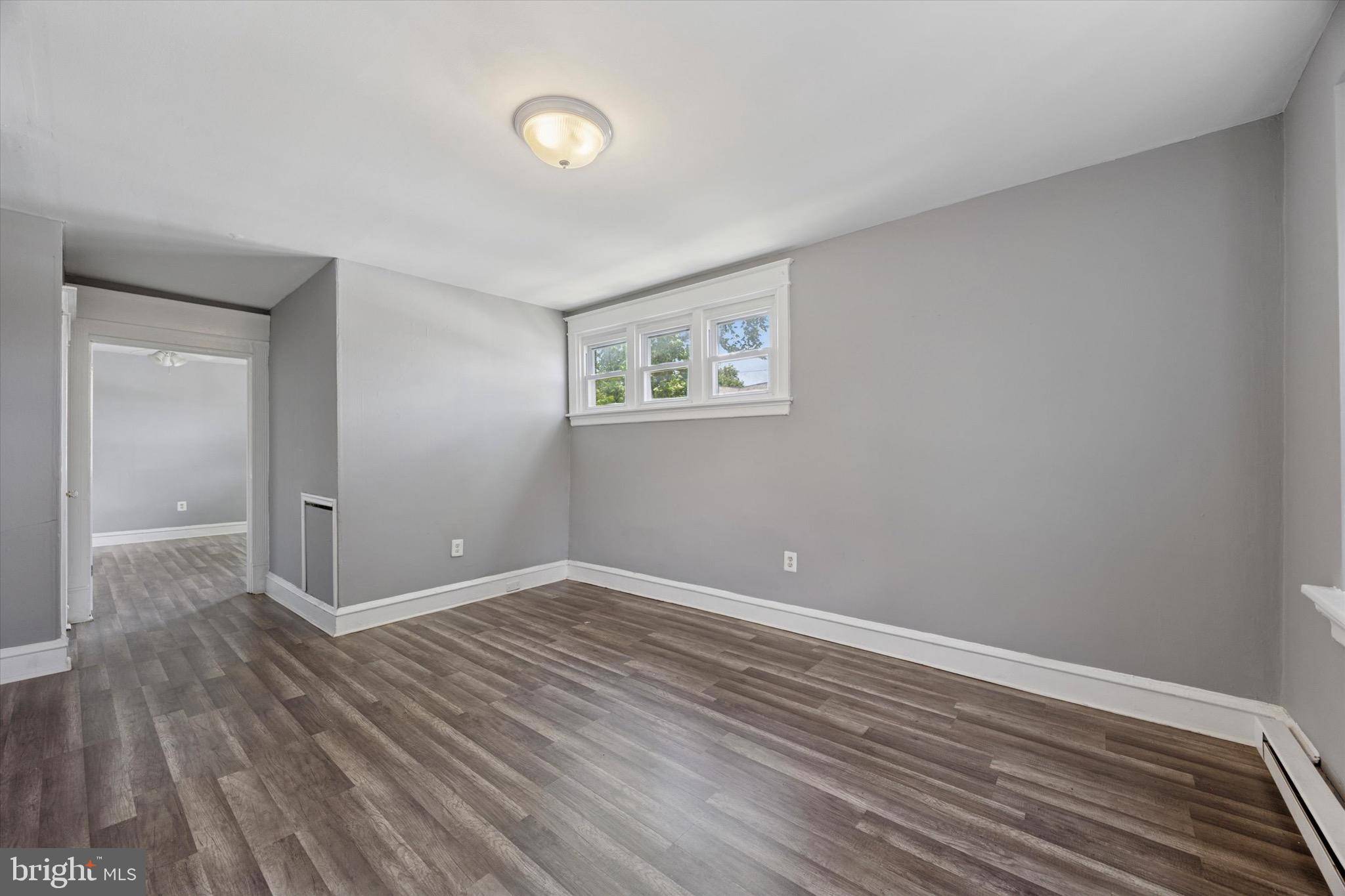 Philadelphia, PA 19138,1873 E TULPEHOCKEN ST #1F