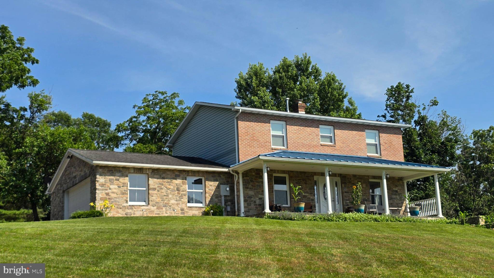 Glen Rock, PA 17327,93 W CENTER ST