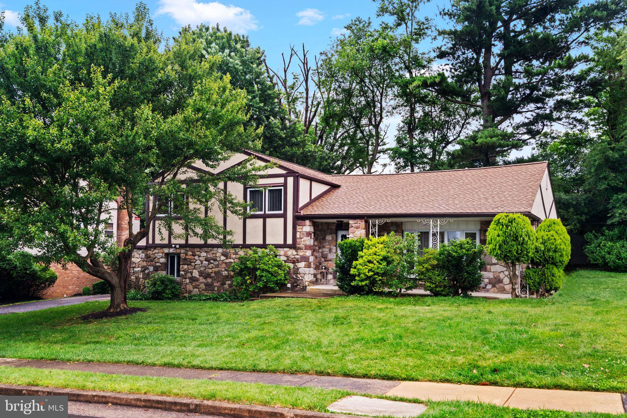 Huntingdon Valley, PA 19006,2524 KIRK DR