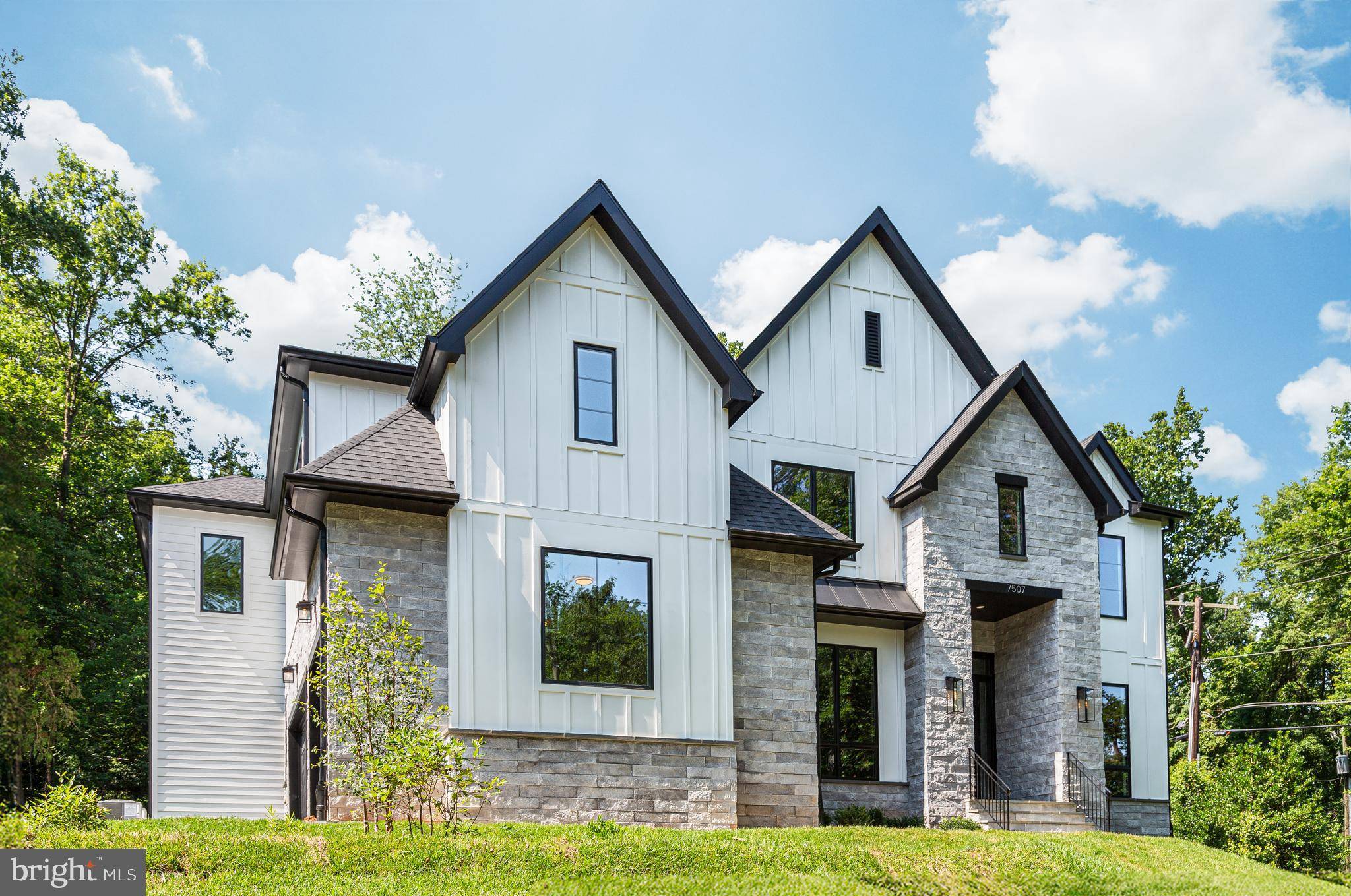 Mclean, VA 22102,7507 BOX ELDER CT