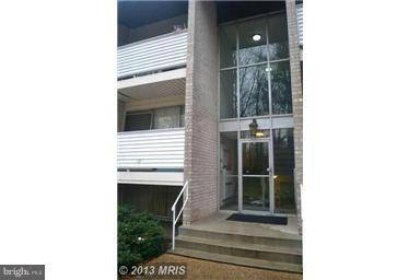 Alexandria, VA 22312,5618 BLOOMFIELD DR #101