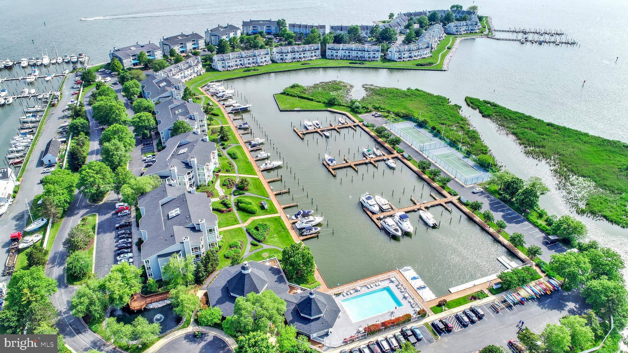 Grasonville, MD 21638,432 OYSTER COVE DR