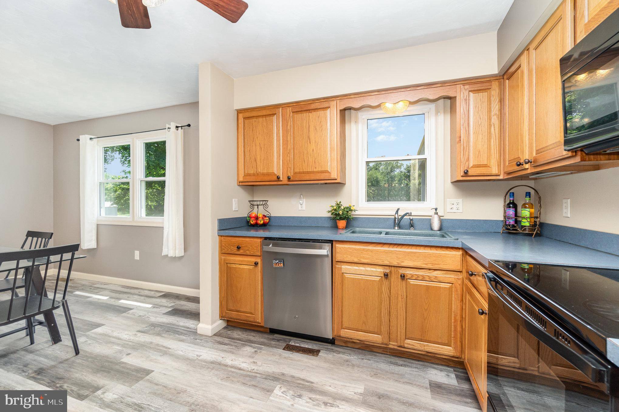 Carlisle, PA 17013,2110 DOUGLAS DR