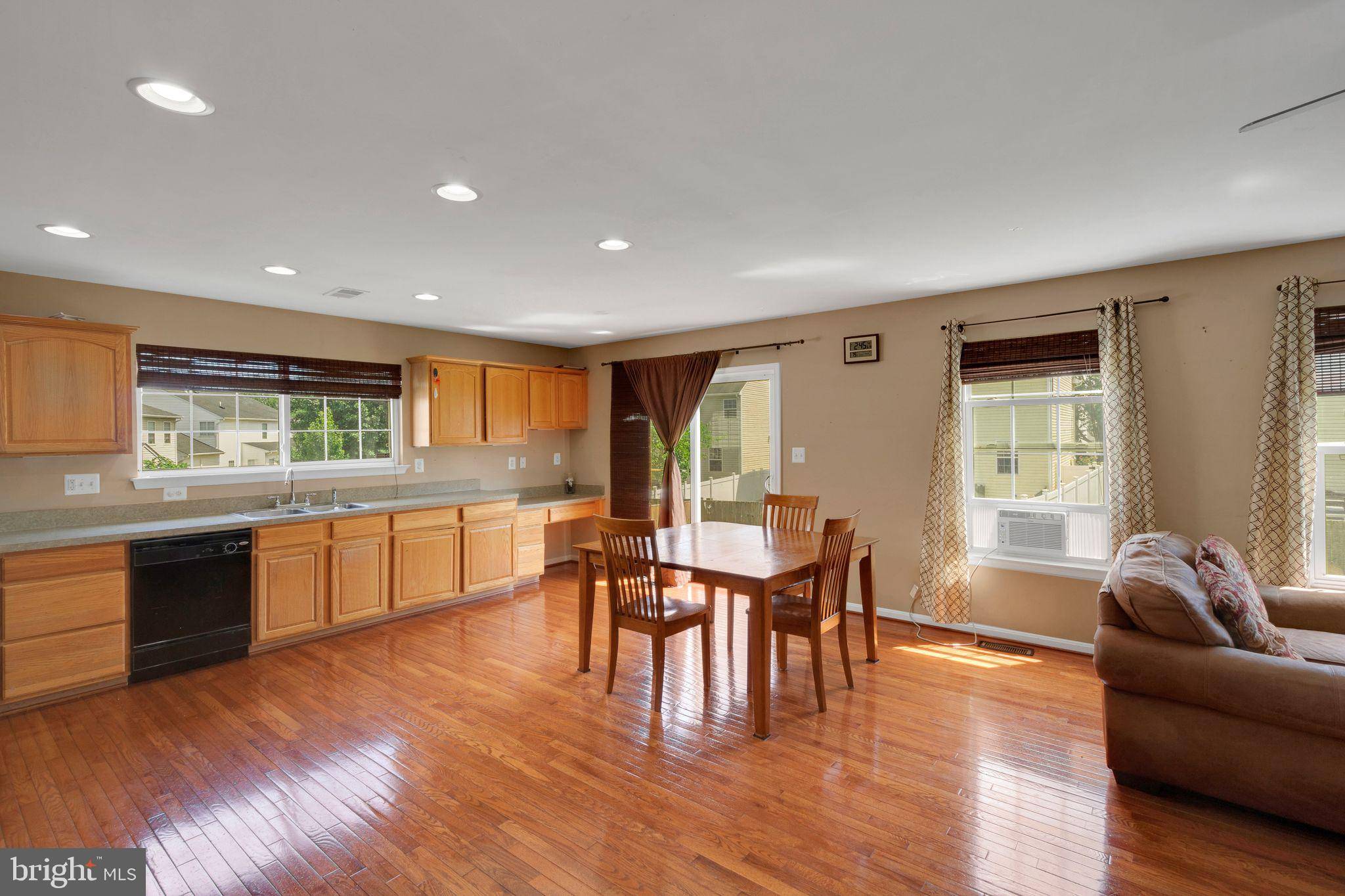 Culpeper, VA 22701,937 LAKEWOOD CIR