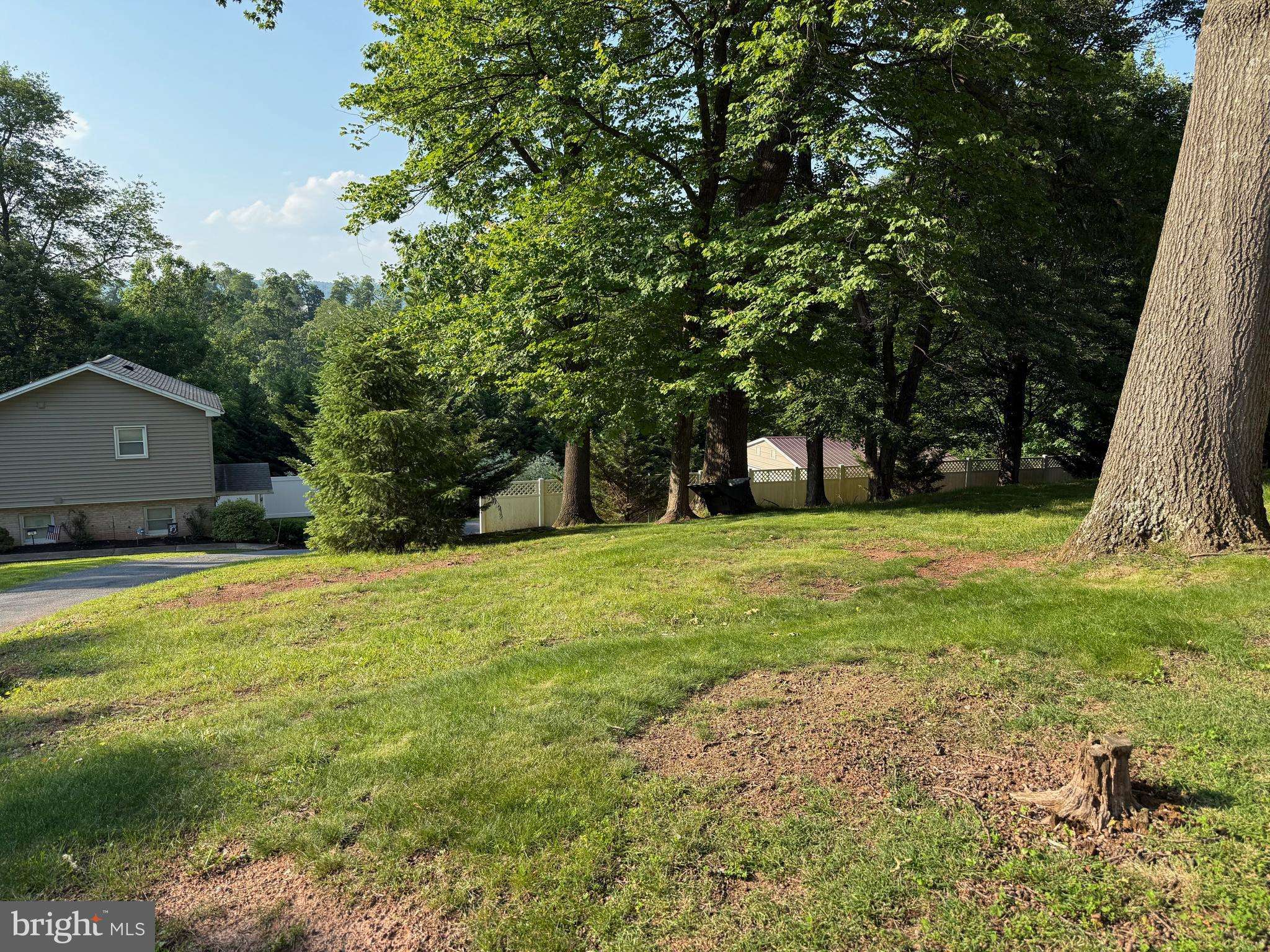Etters, PA 17319,25 EAGLE LN