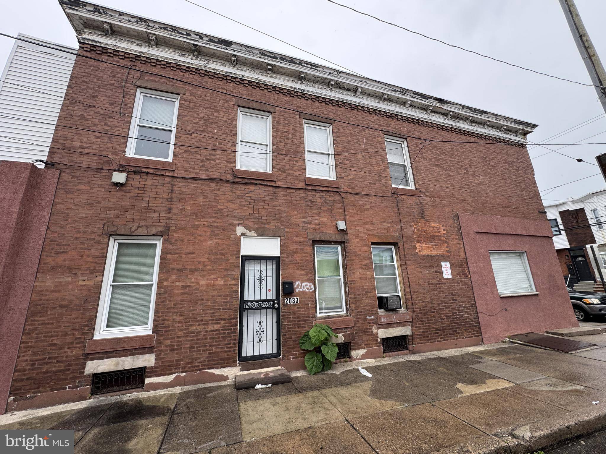 Philadelphia, PA 19145,2033 MCKEAN ST #B