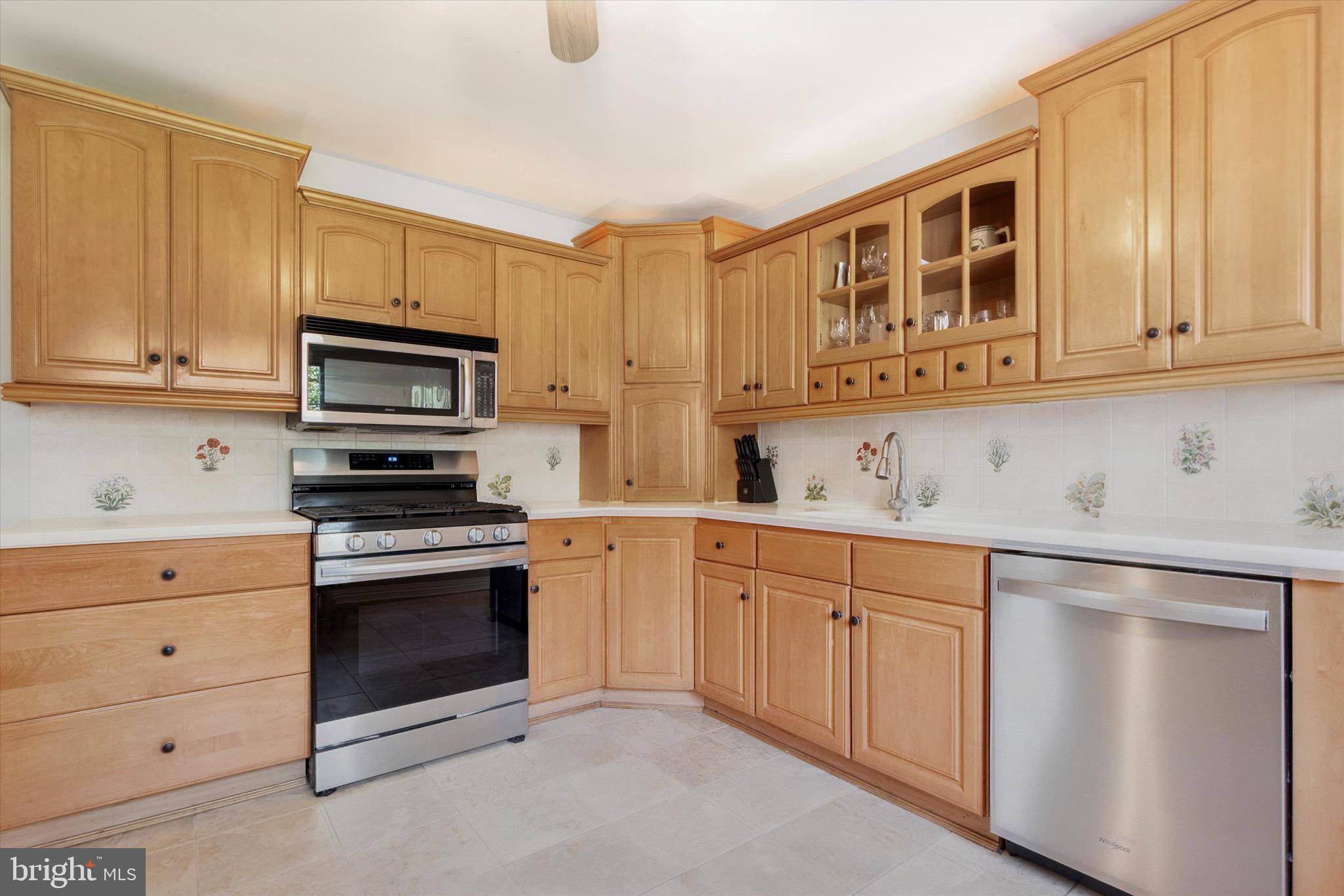 Norristown, PA 19403,800 PIERCE RD