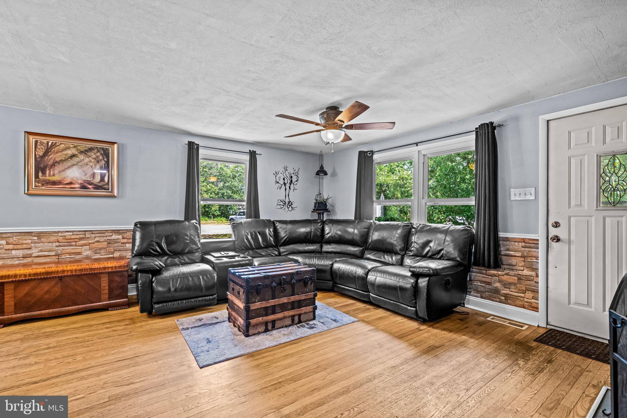 Mays Landing, NJ 08330,5902 COLONY DR