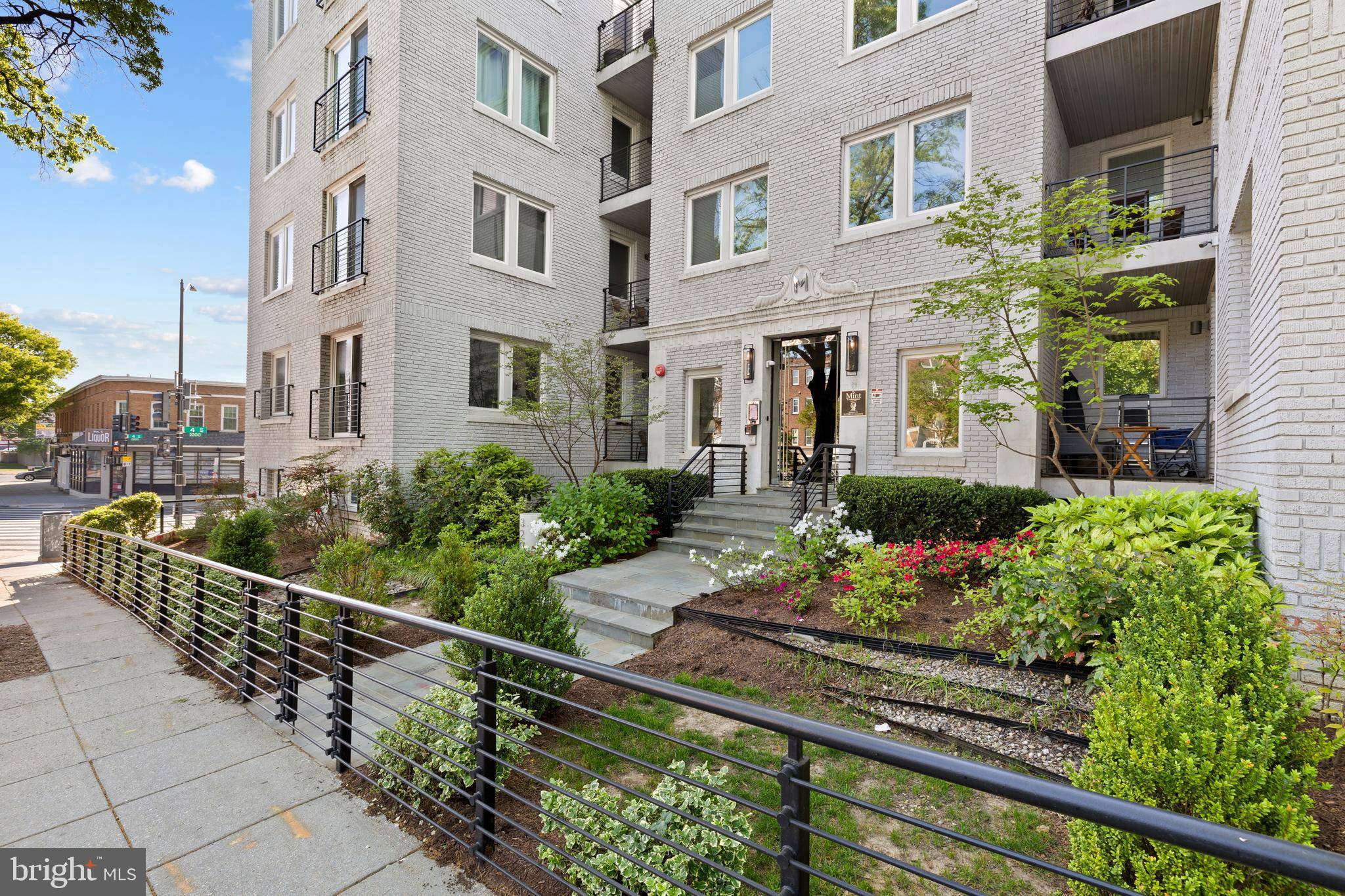 Washington, DC 20002,329 RHODE ISLAND AVE NE #303