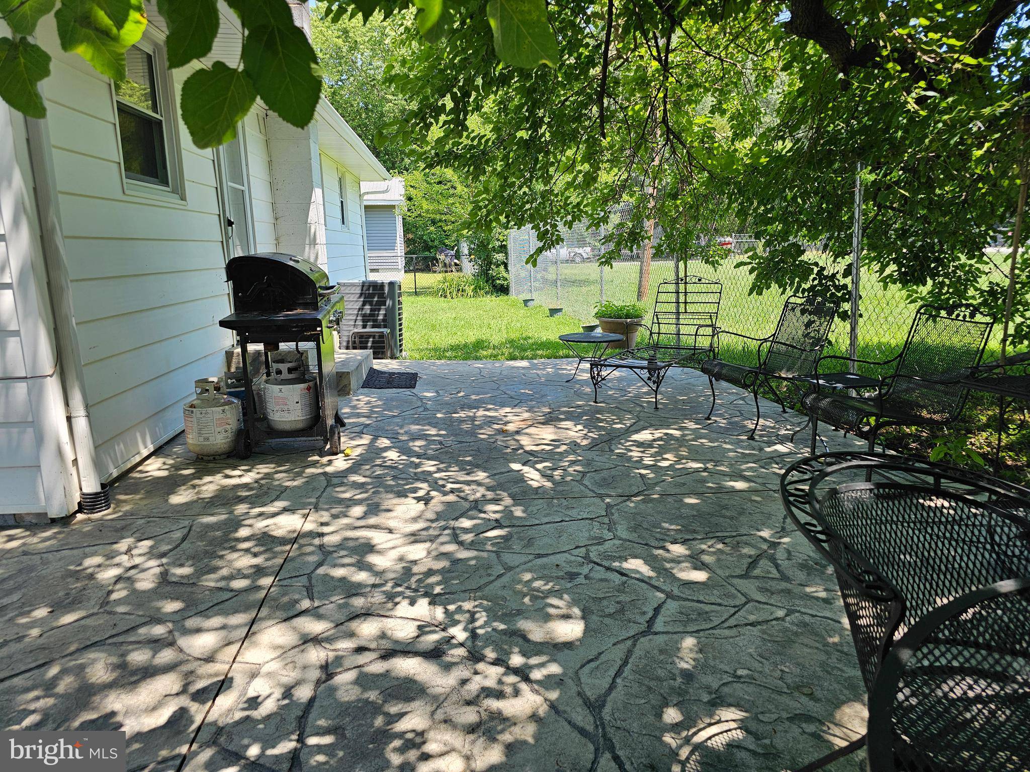 Colonial Beach, VA 22443,310 FRANKLIN ST