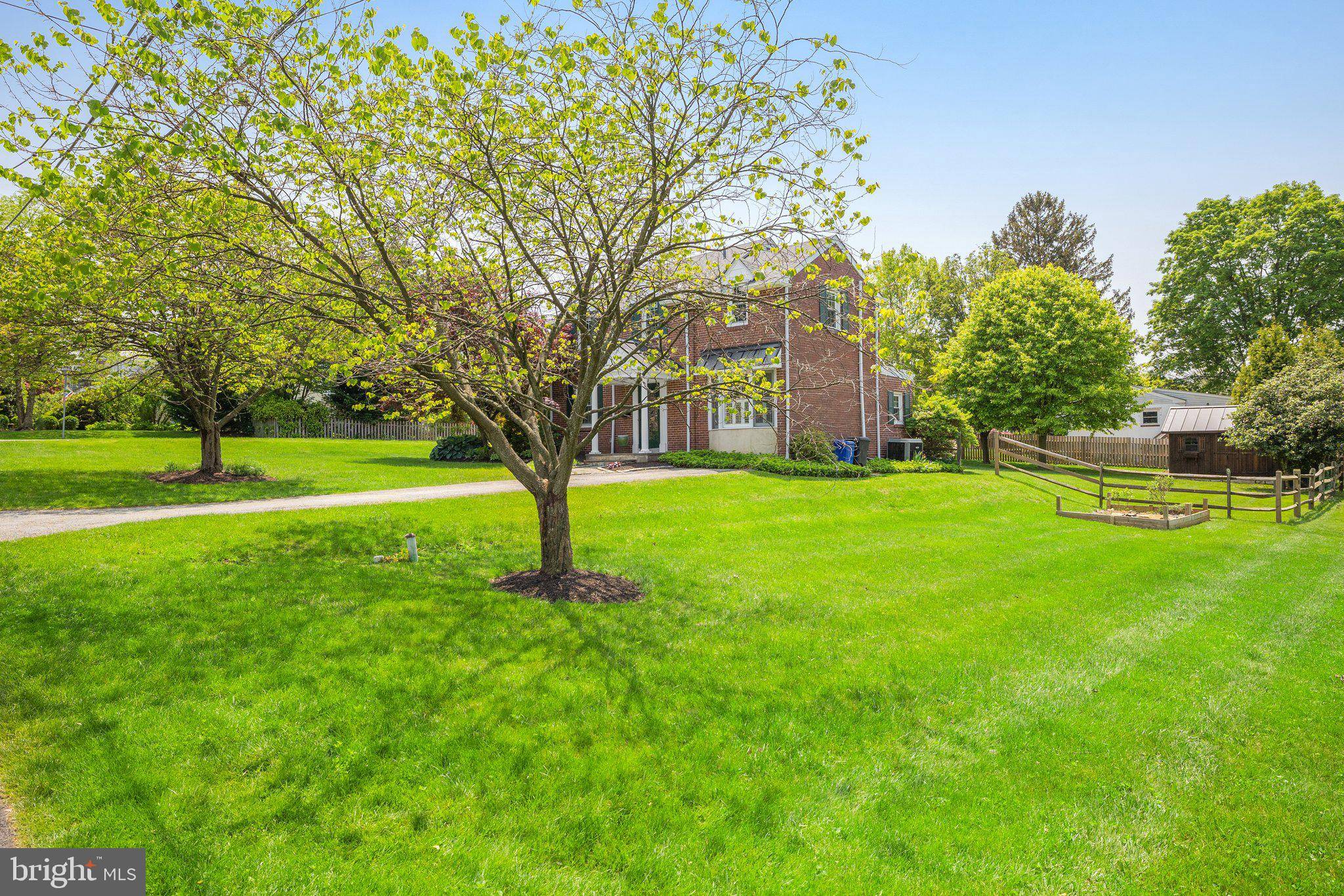 Malvern, PA 19355,28 CREST AVE