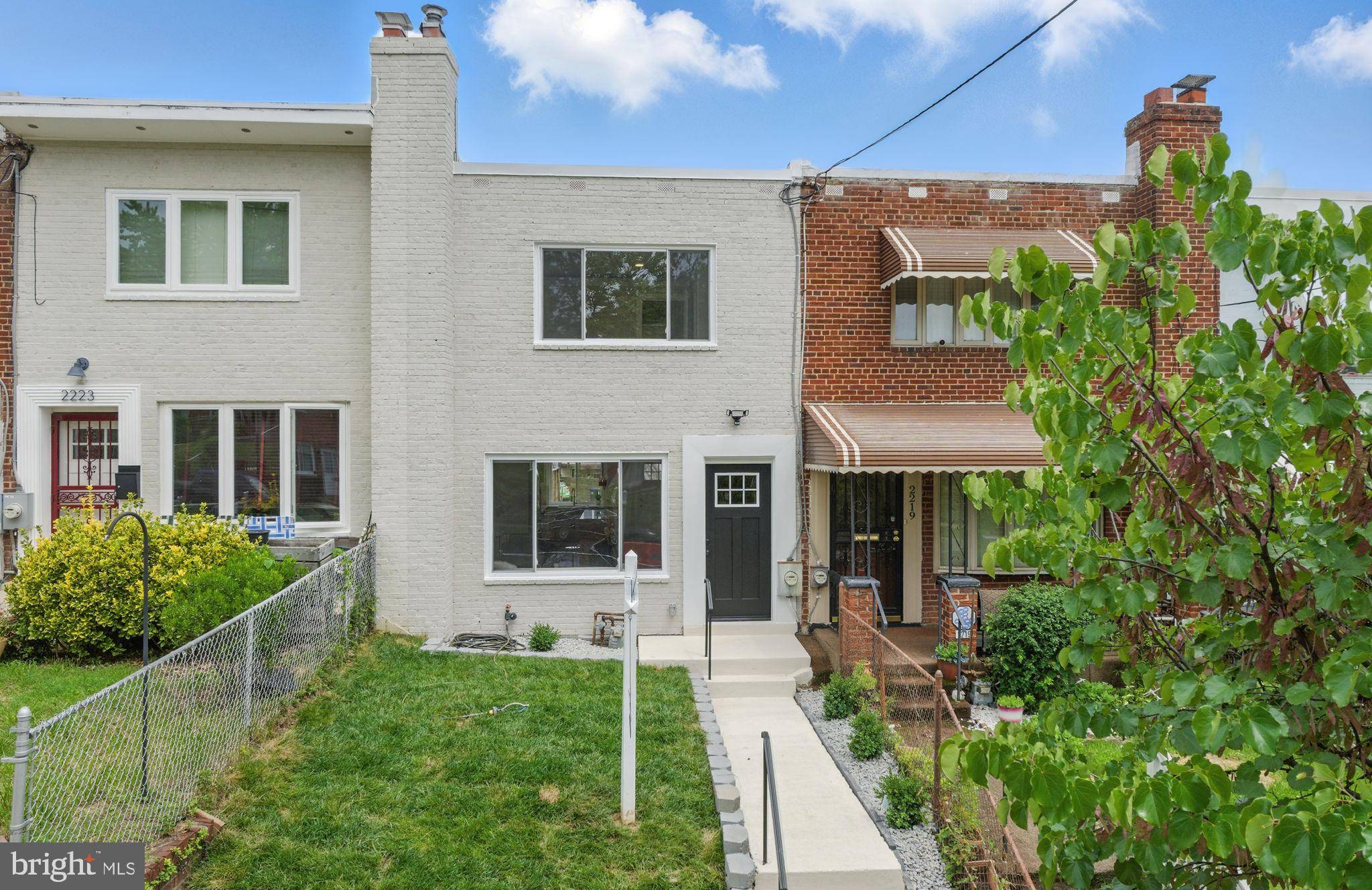 Washington, DC 20018,2221 15TH ST NE