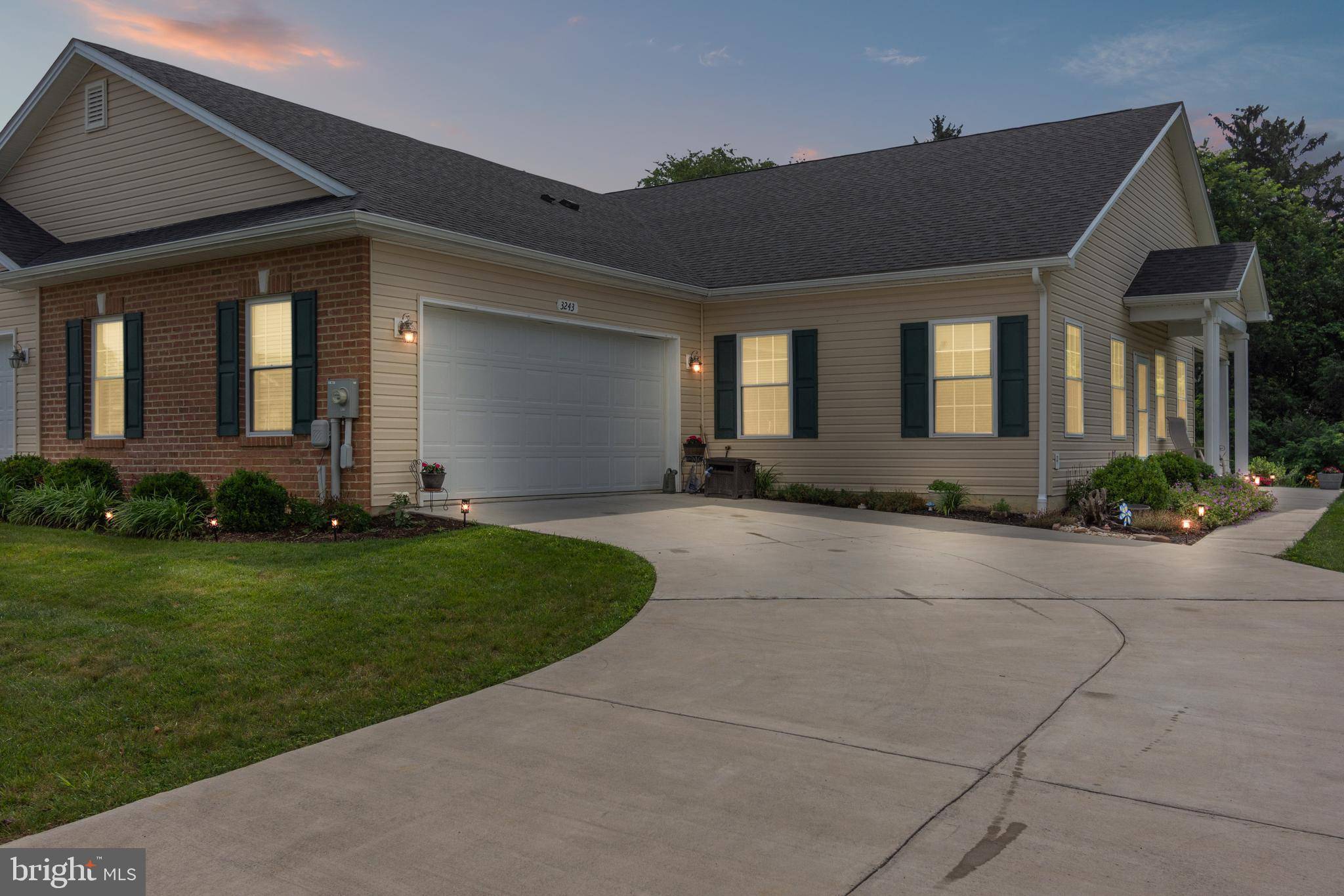 Chambersburg, PA 17201,3243 PORTRAIT WAY