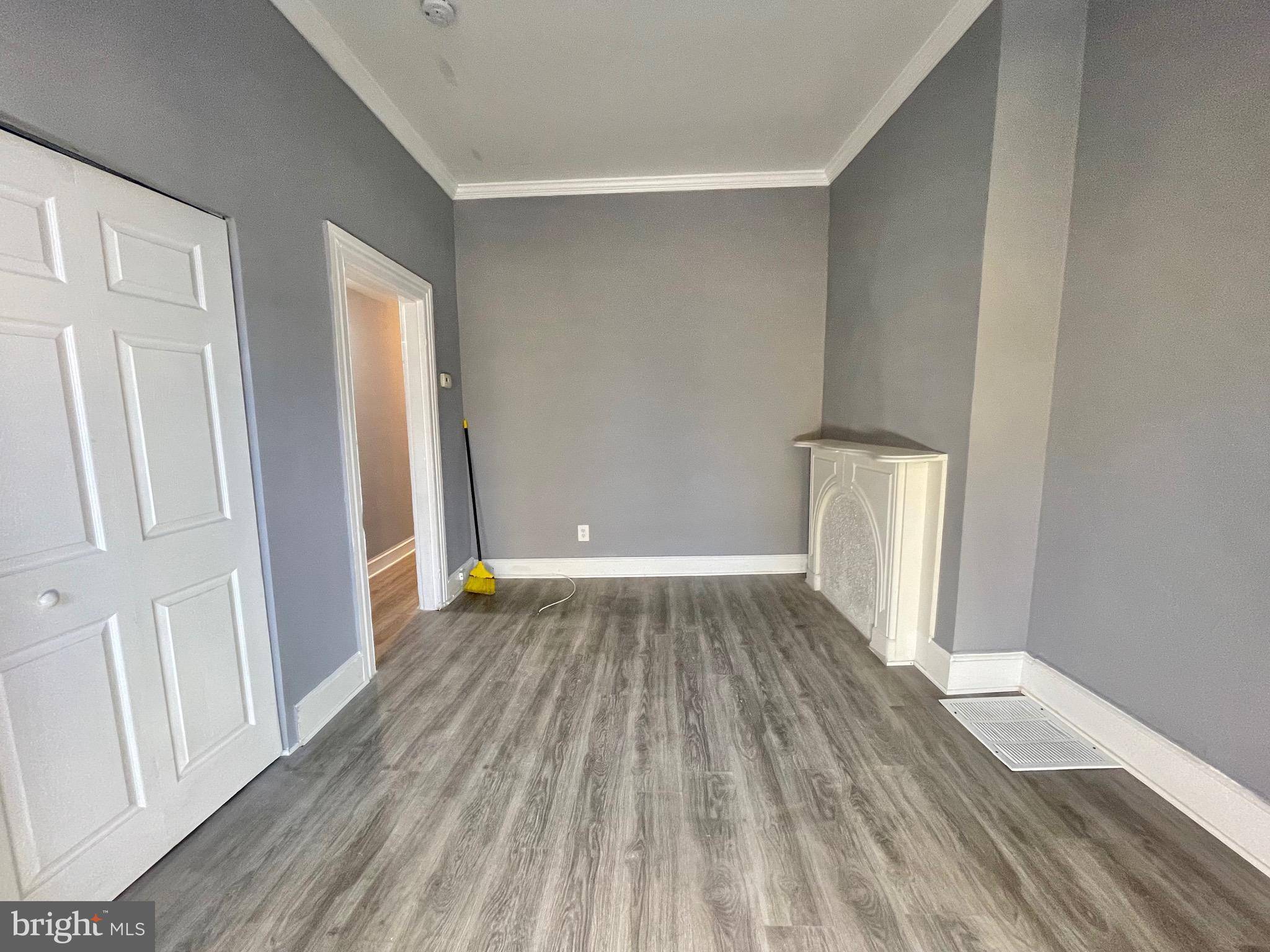 Baltimore, MD 21223,1729 W LOMBARD ST #1ST FL