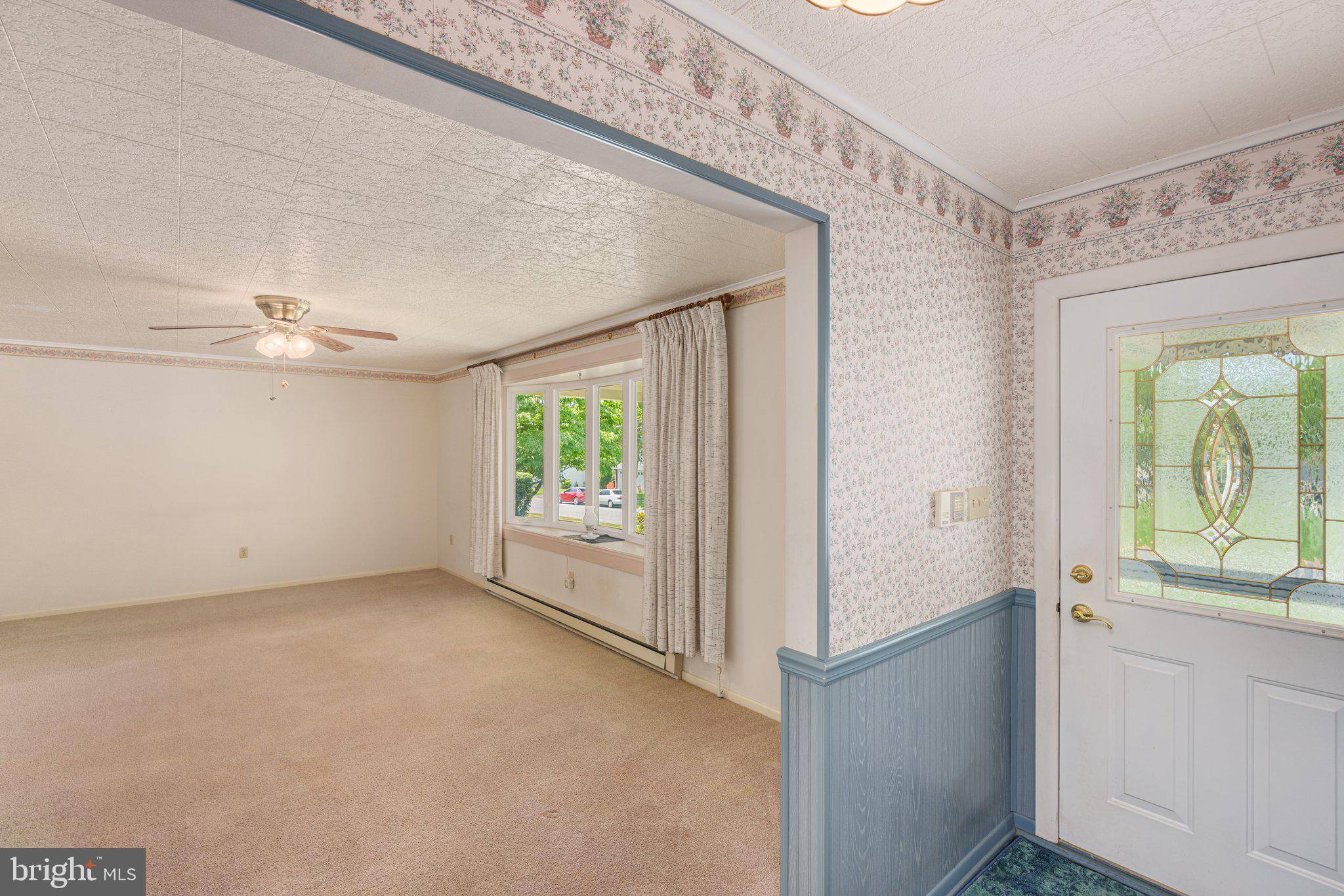 Easton, PA 18045,2704 PLYMOUTH DR
