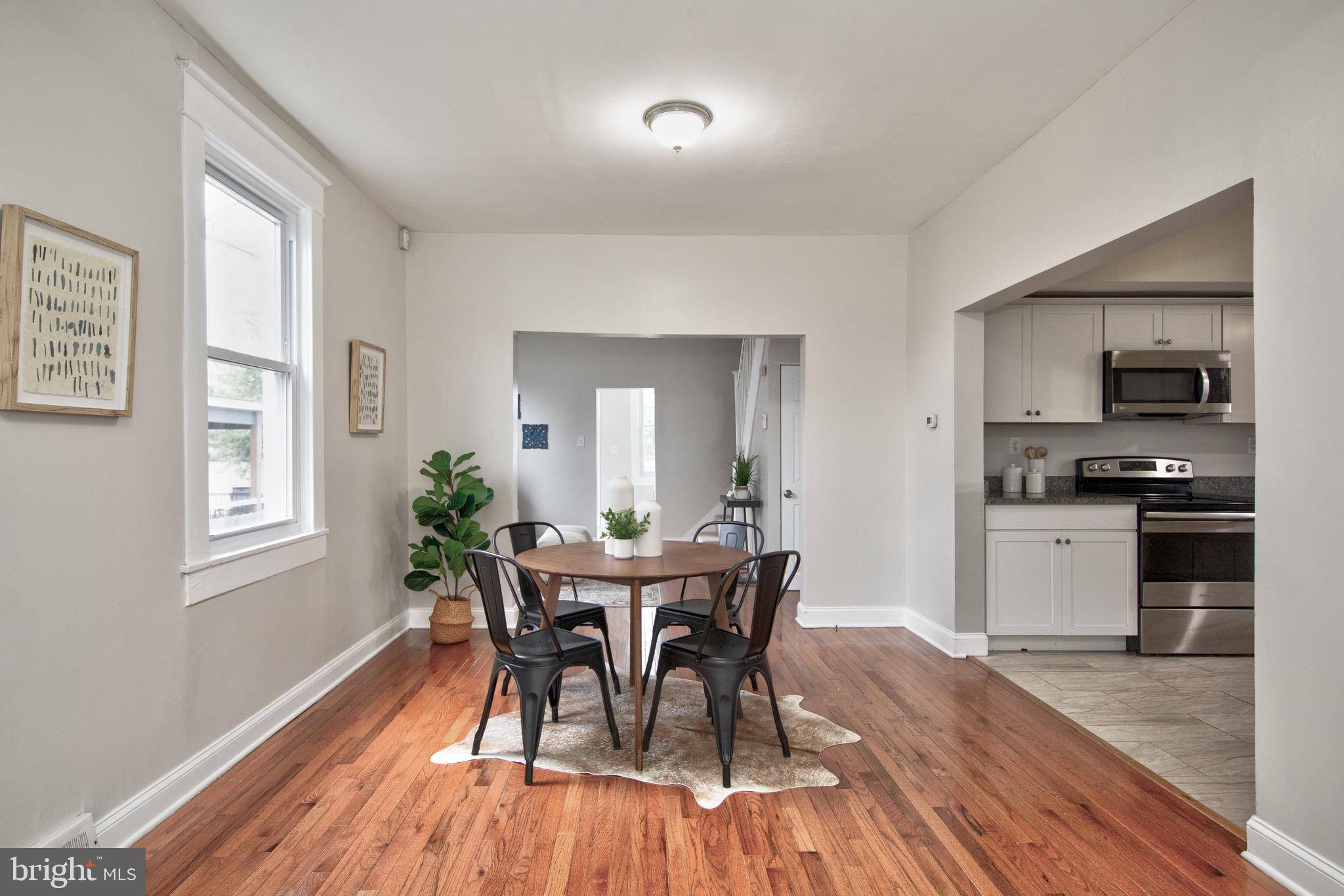 Dundalk, MD 21222,7226 HOLABIRD AVENUE