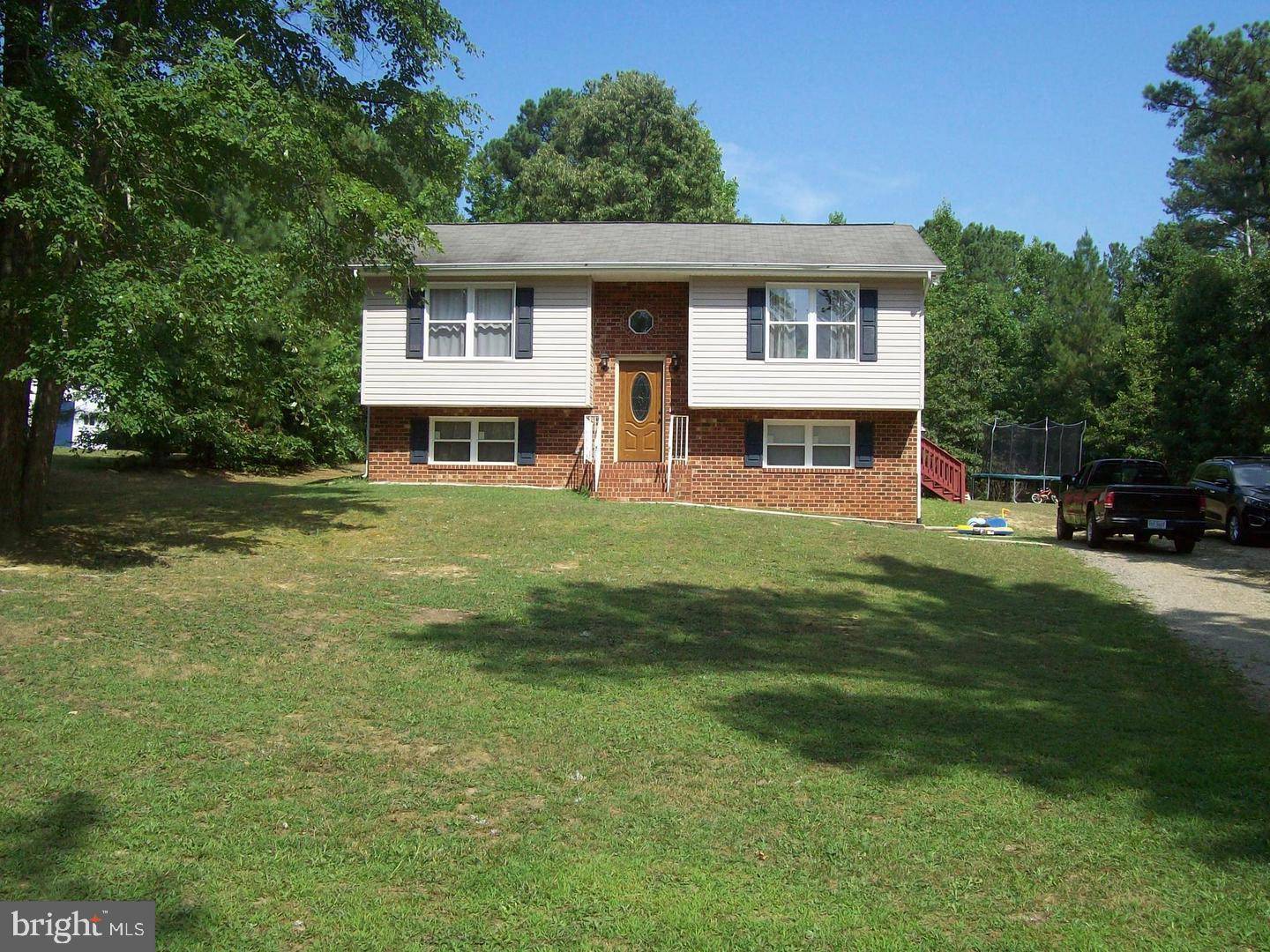 Ruther Glen, VA 22546,9 BETSY ROSS CV