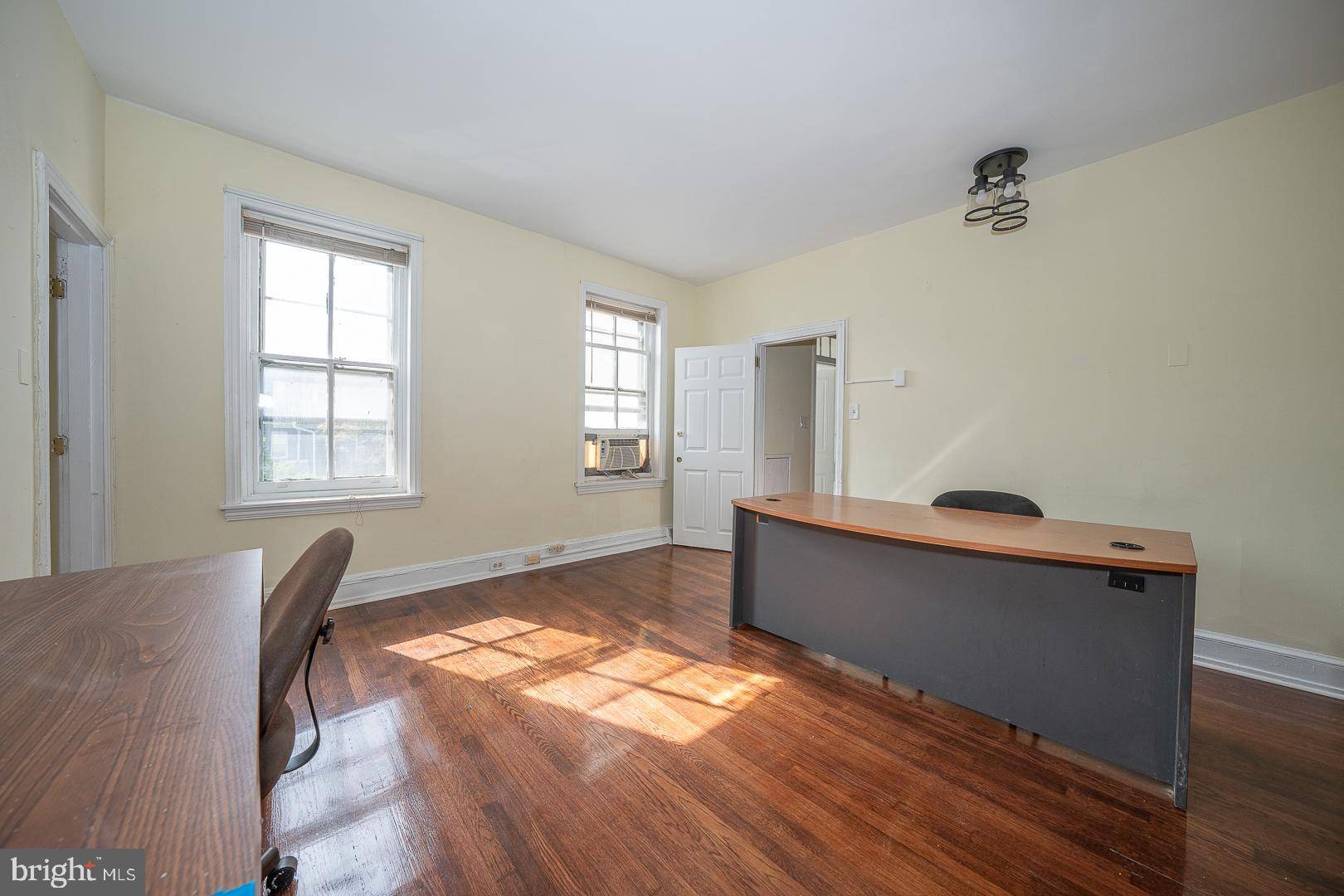 Philadelphia, PA 19144,244 W SCHOOL HOUSE LN #2ND FLOOR
