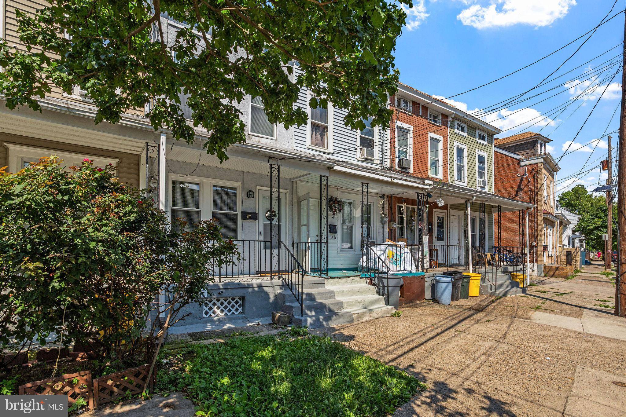 Trenton, NJ 08611,217 WASHINGTON ST