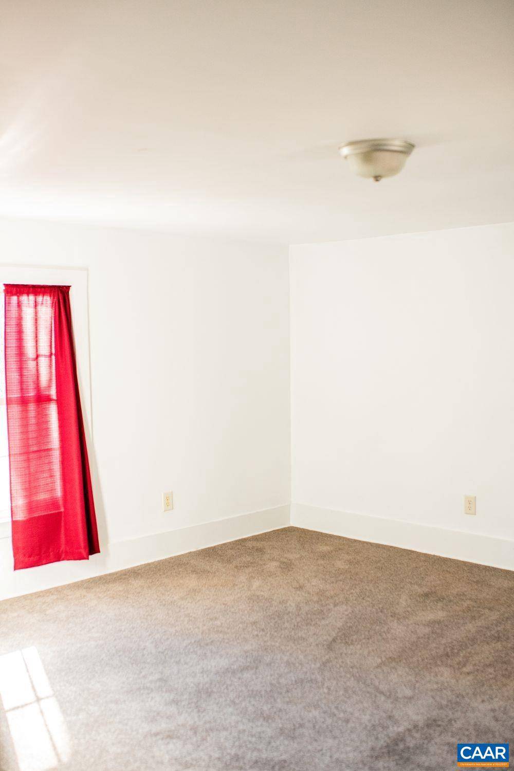 Shipman, VA 22971,67 LENTZ LN