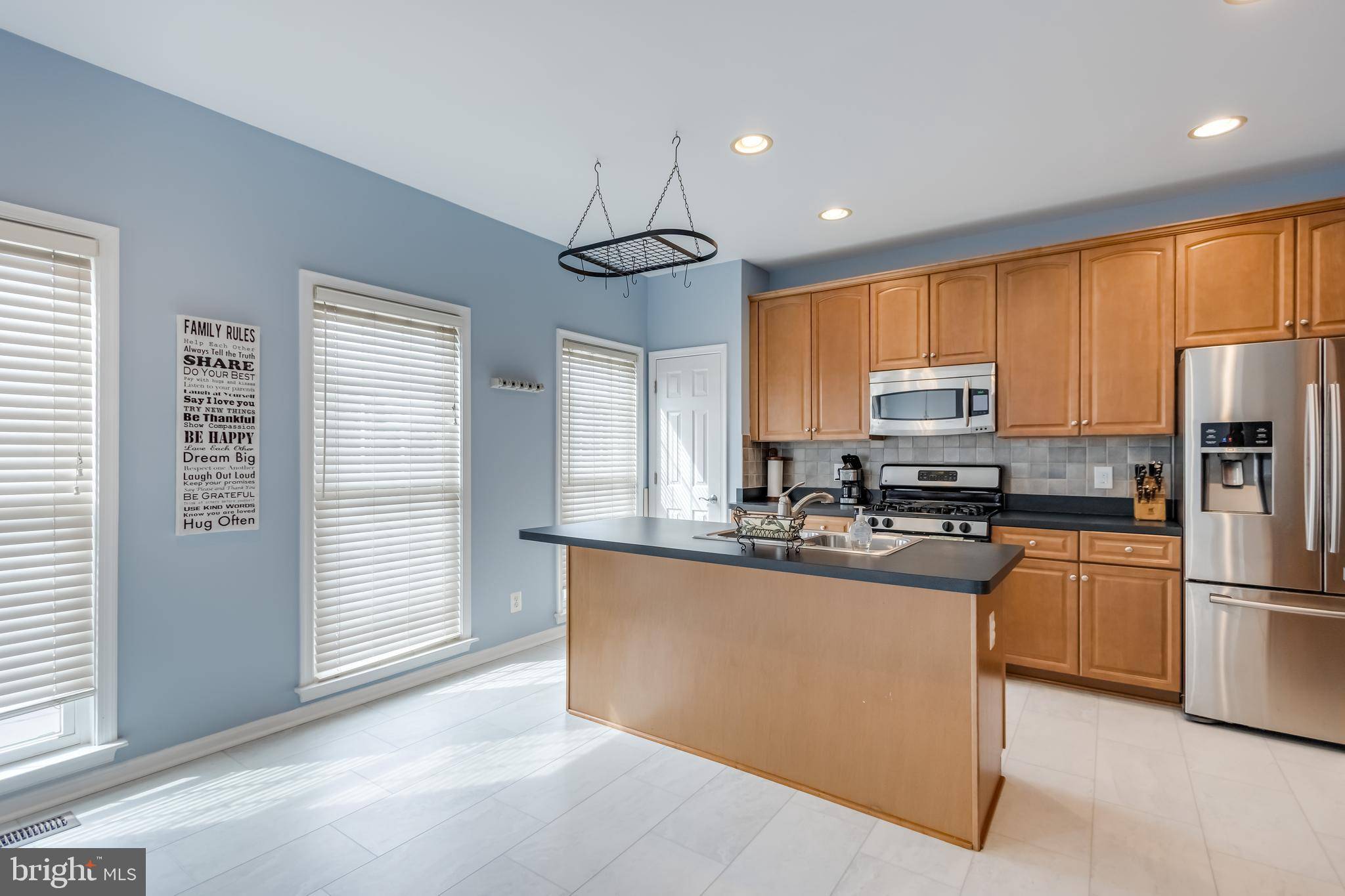 Lorton, VA 22079,8259 PURPLE LILAC CT