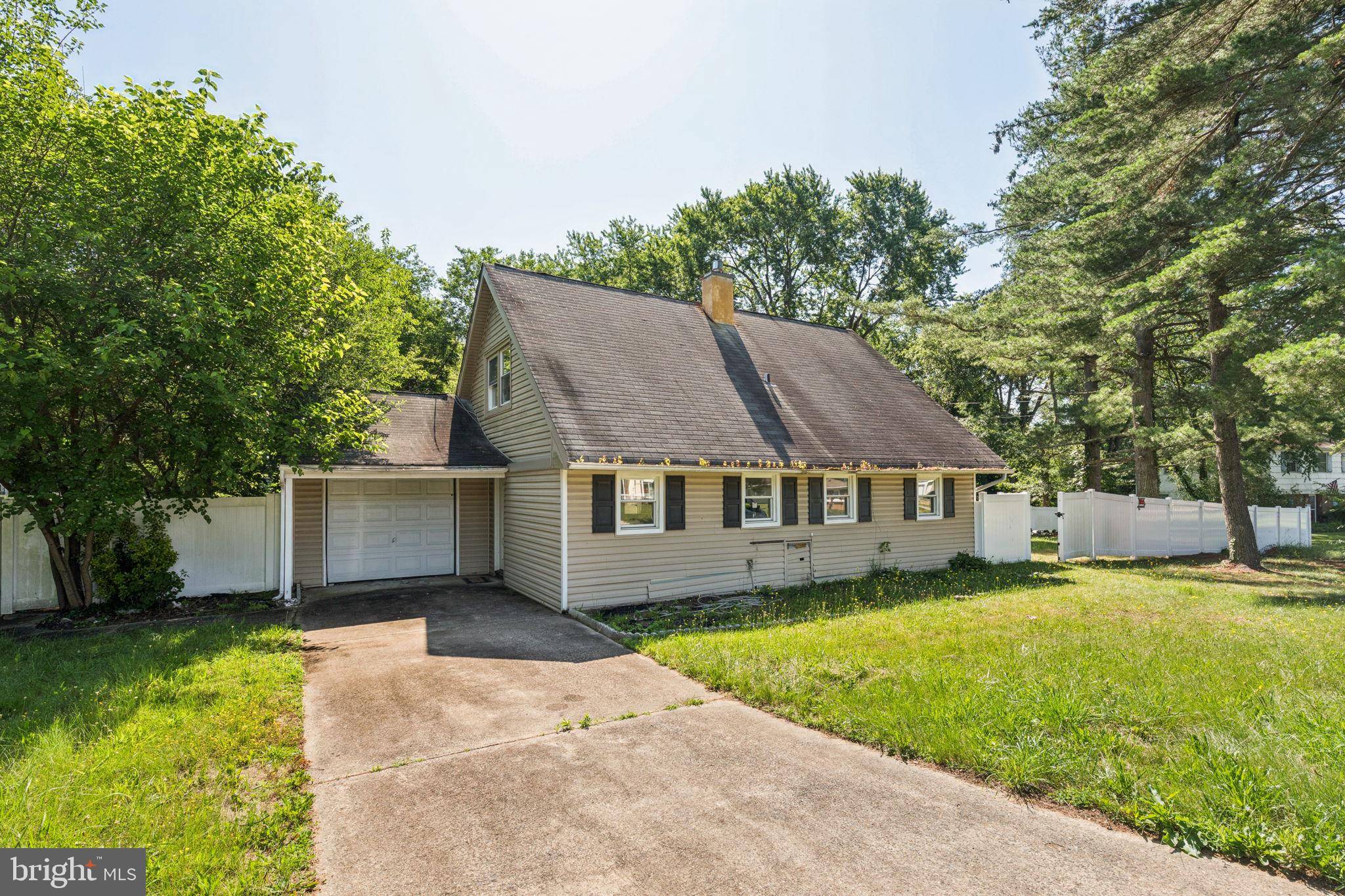 Willingboro, NJ 08046,214 MILLBROOK DR