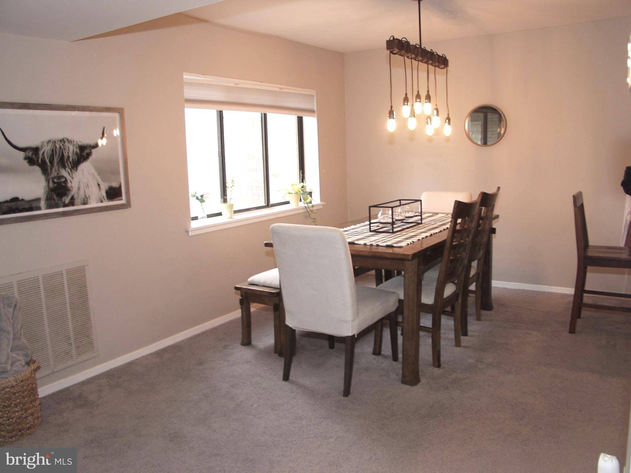 Reston, VA 20190,1625 PARKCREST CIR