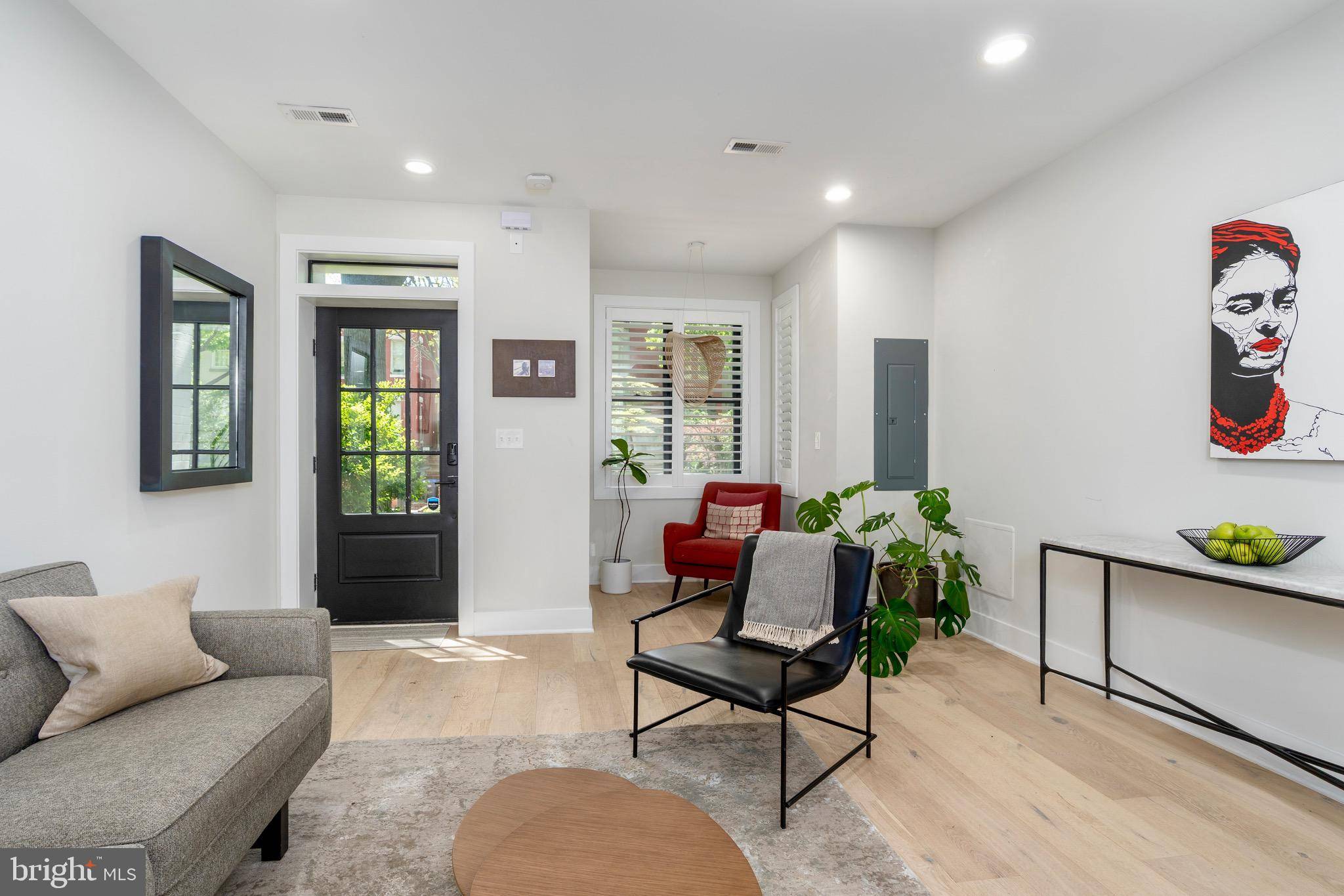 Washington, DC 20003,430 15TH ST SE