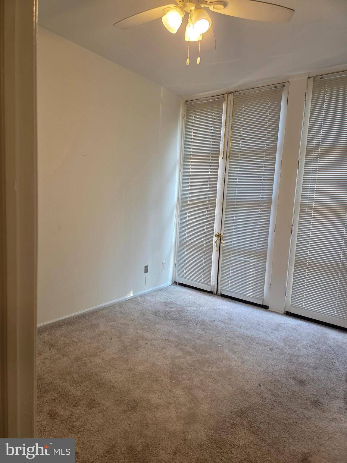 Philadelphia, PA 19106,307 ARCH ST #1A