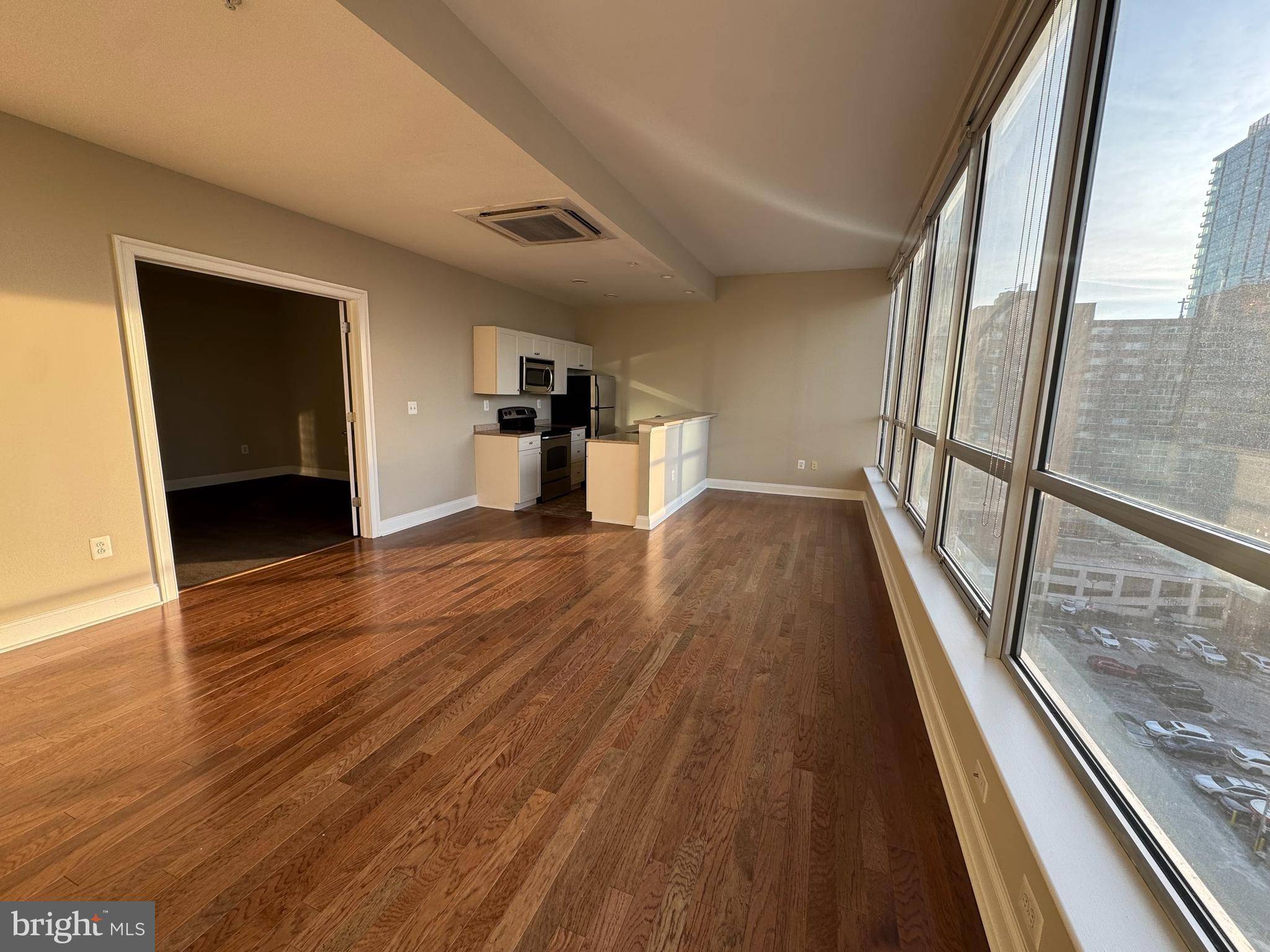 Philadelphia, PA 19103,2040 MARKET ST #511