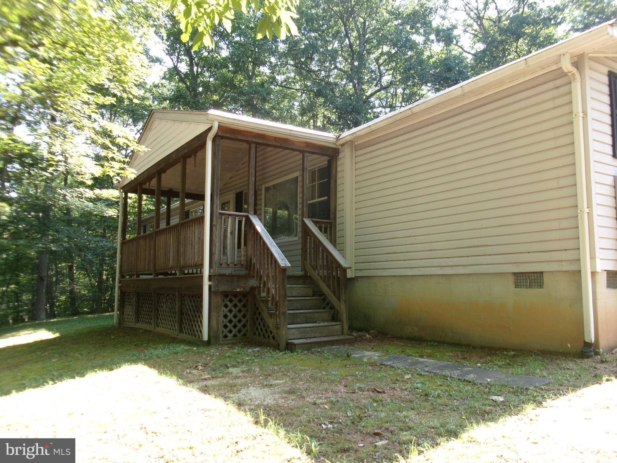 Winchester, VA 22603,125 WHISPERING KNOLLS DR