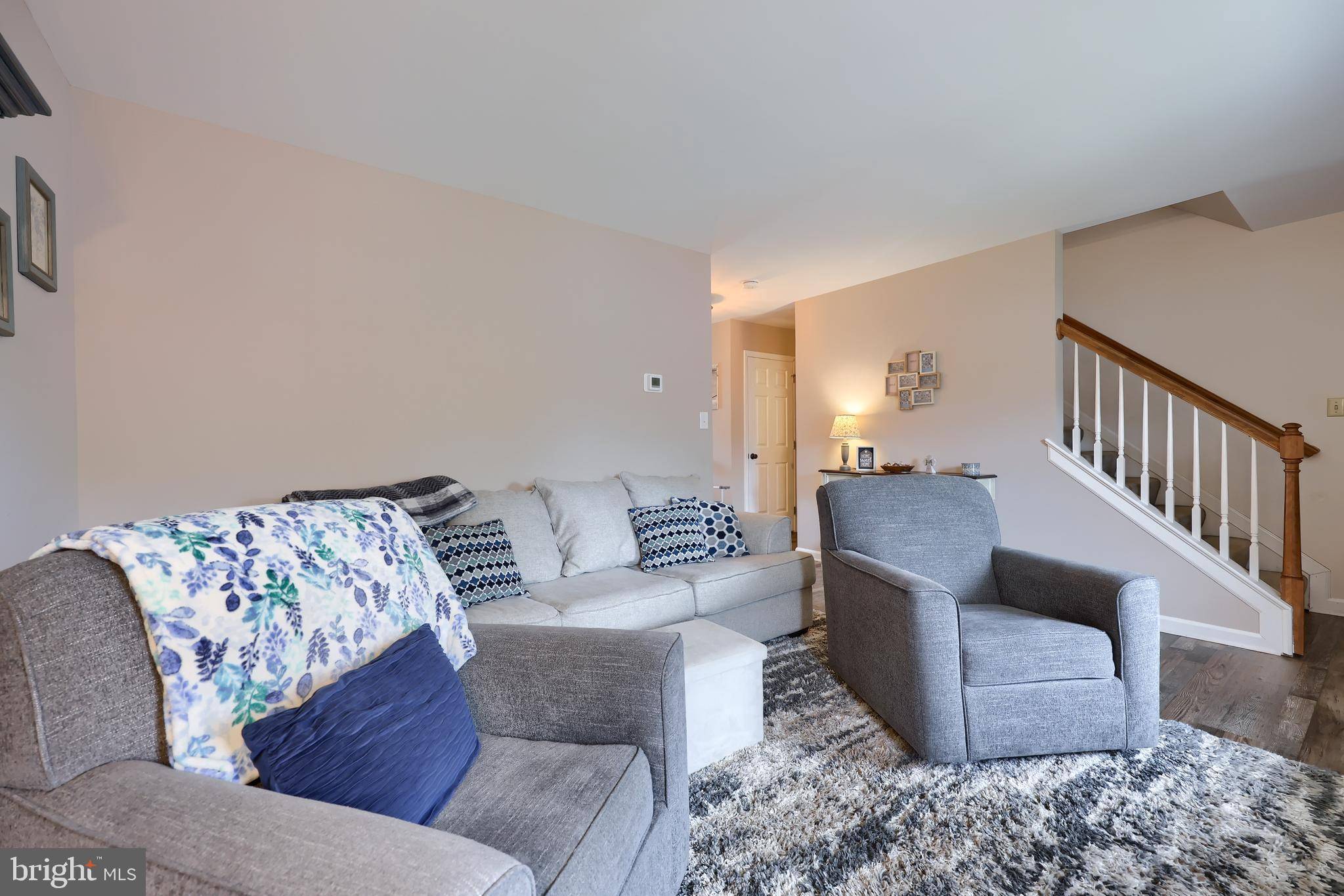 Mount Joy, PA 17552,813 KNOLL DR
