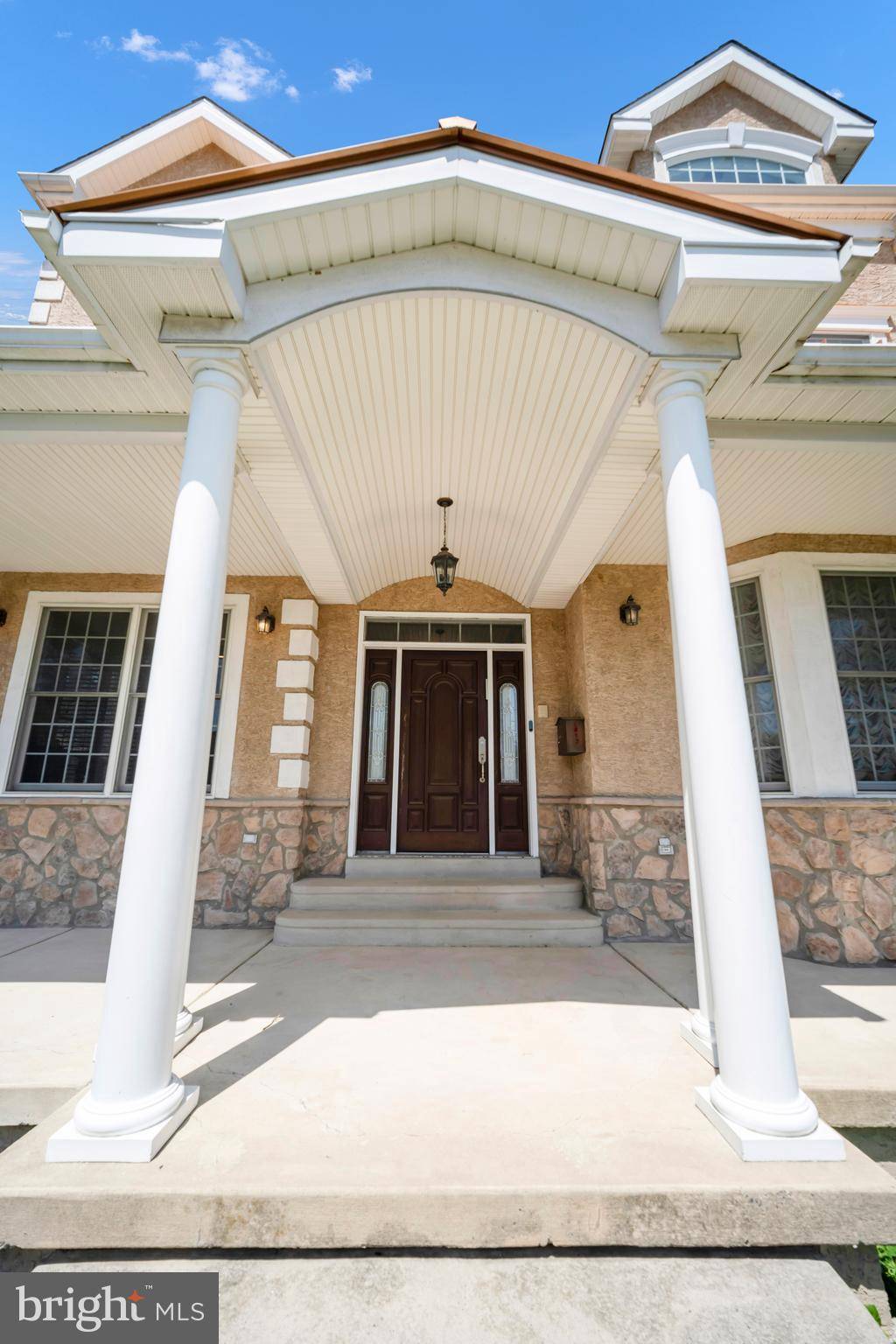 Philadelphia, PA 19152,1617 SOLLY AVE