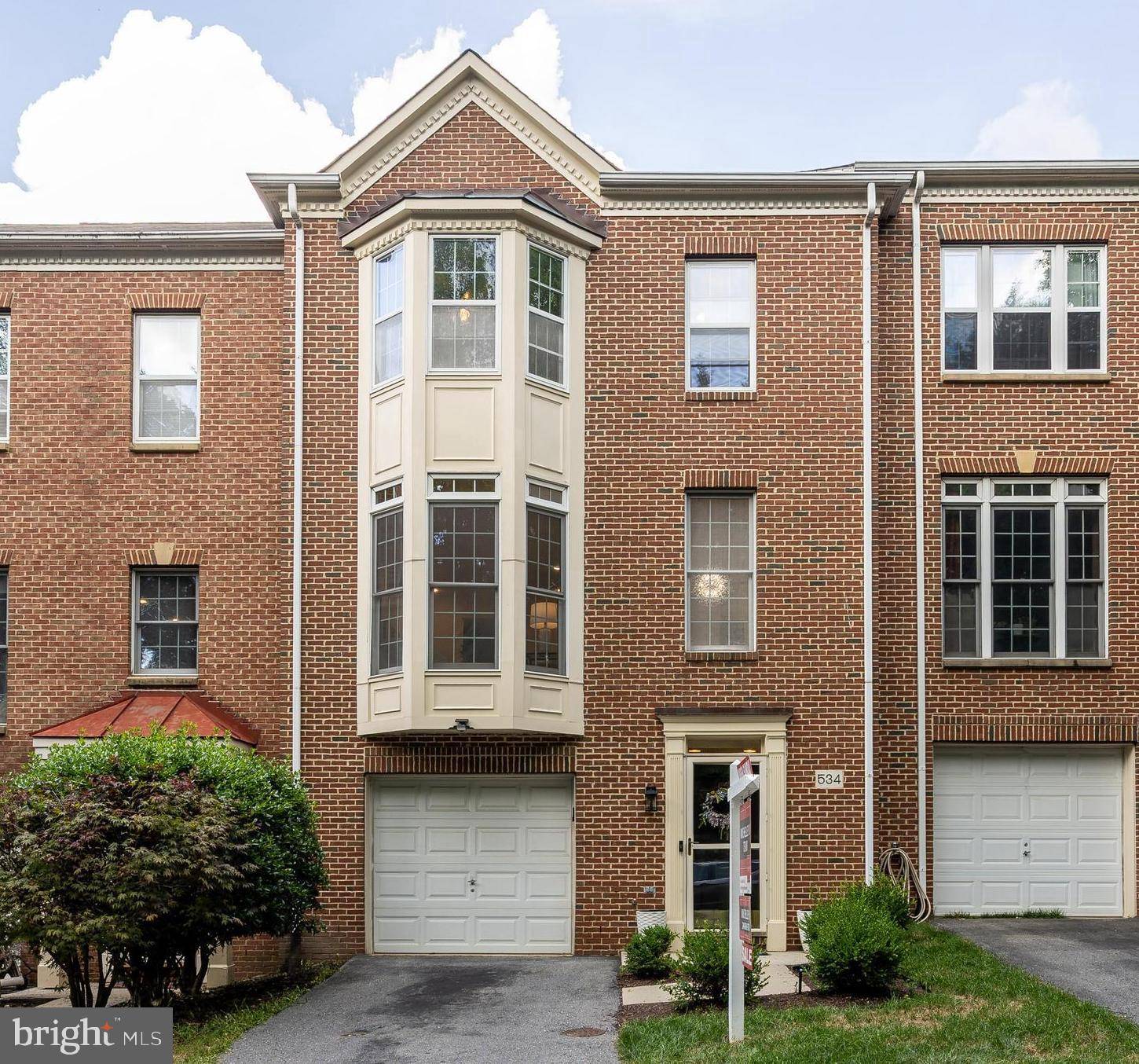 Rockville, MD 20850,534 WINDING ROSE DR