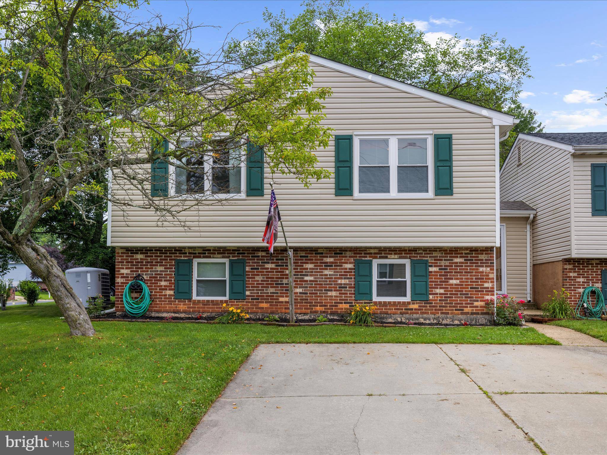 Glen Burnie, MD 21061,223 HIGHLANDER DR