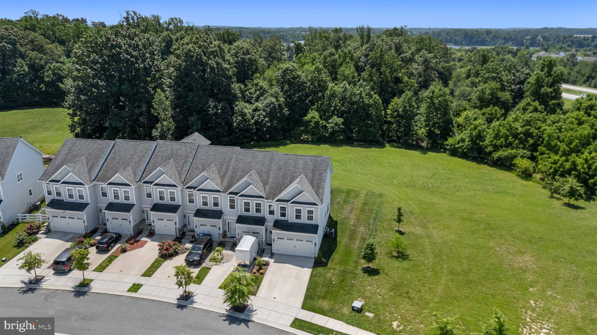 Townsend, DE 19734,242 MINGO WAY